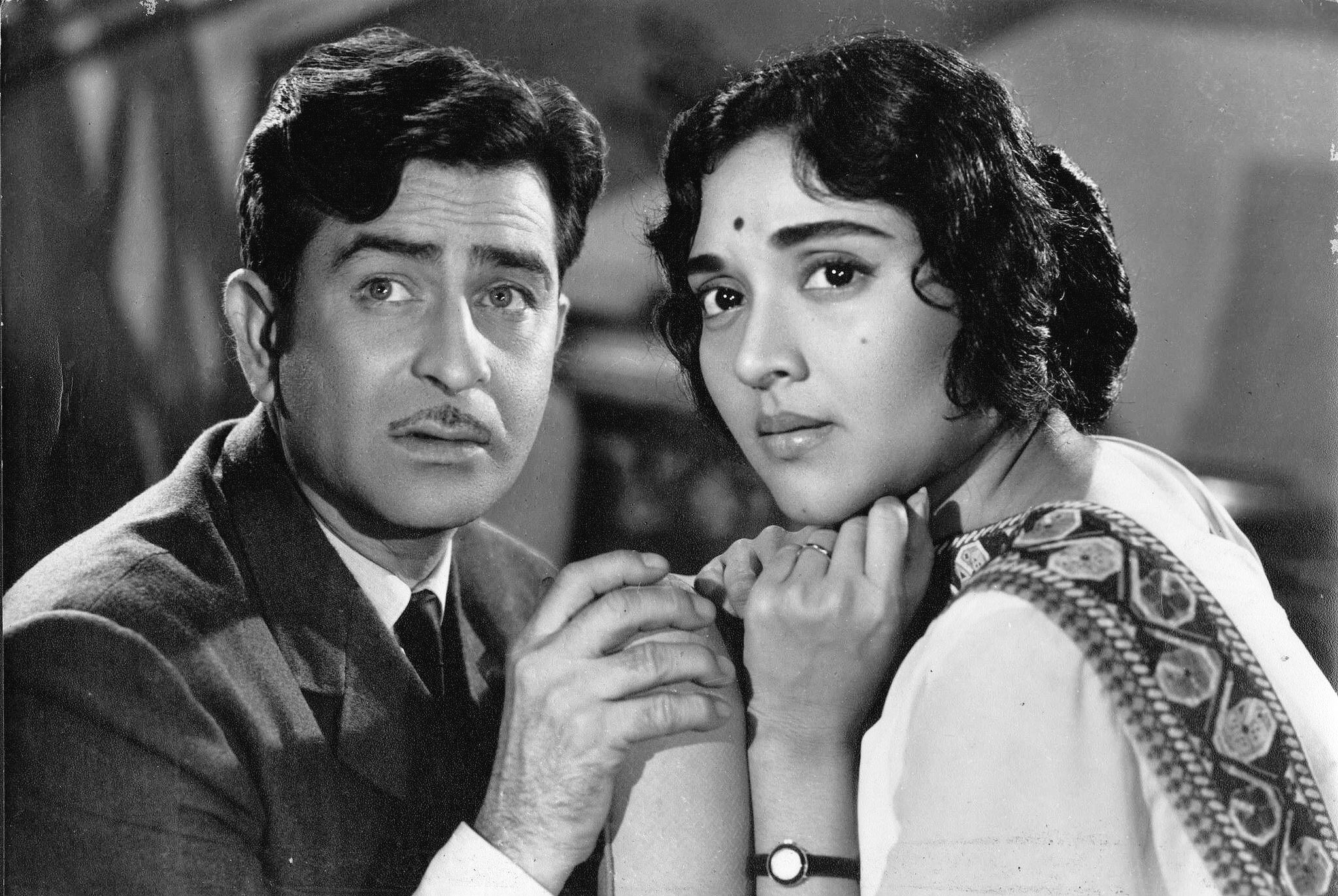 Film History Pics - Raj Kapoor & Vyjayanthimala in 'Sangam'