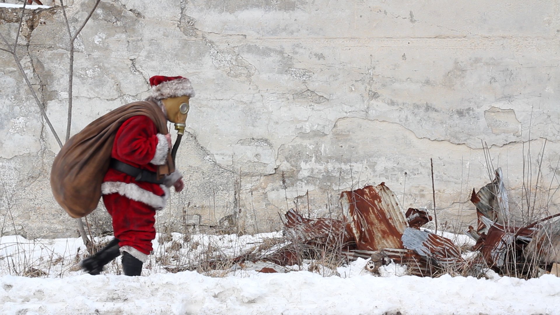 Wallpaper, 1920x1080 px, apocalyptic, Christmas, dark, demon, evil, gas, horror, Krampus, mask, monster, occult, story 1920x1080