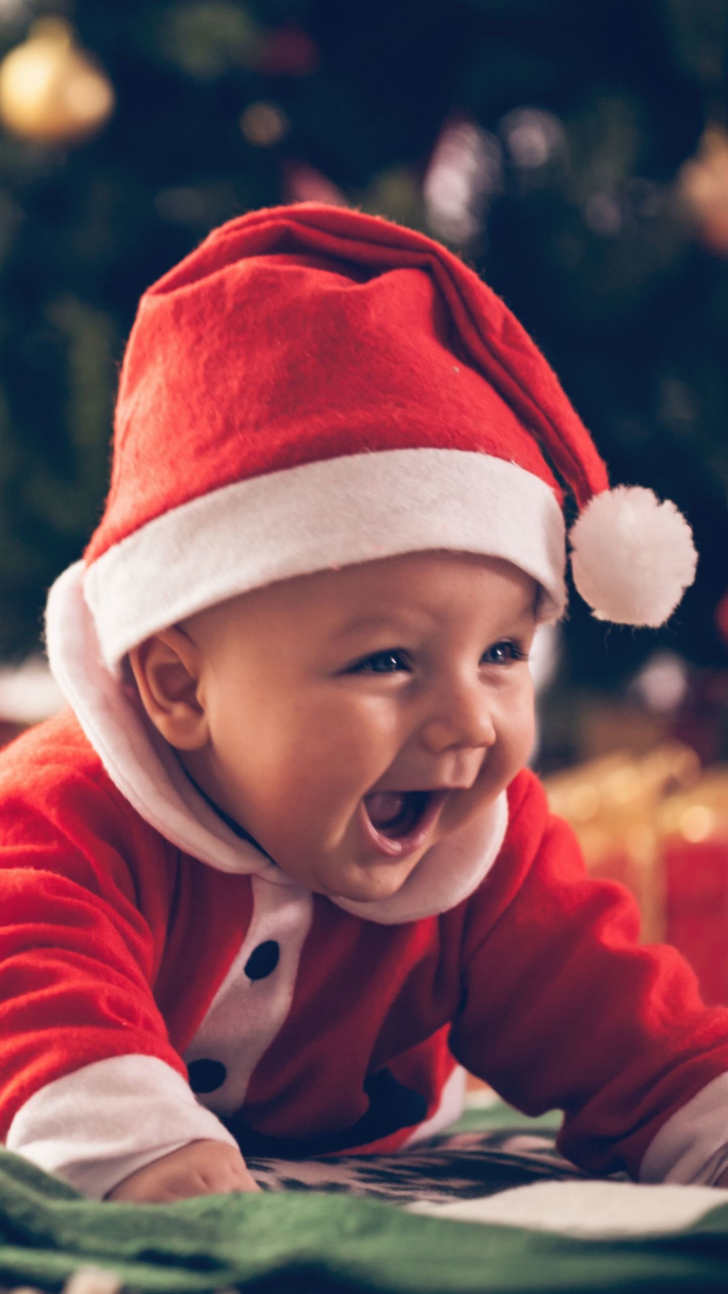 Christmas baby Wallpaper Download
