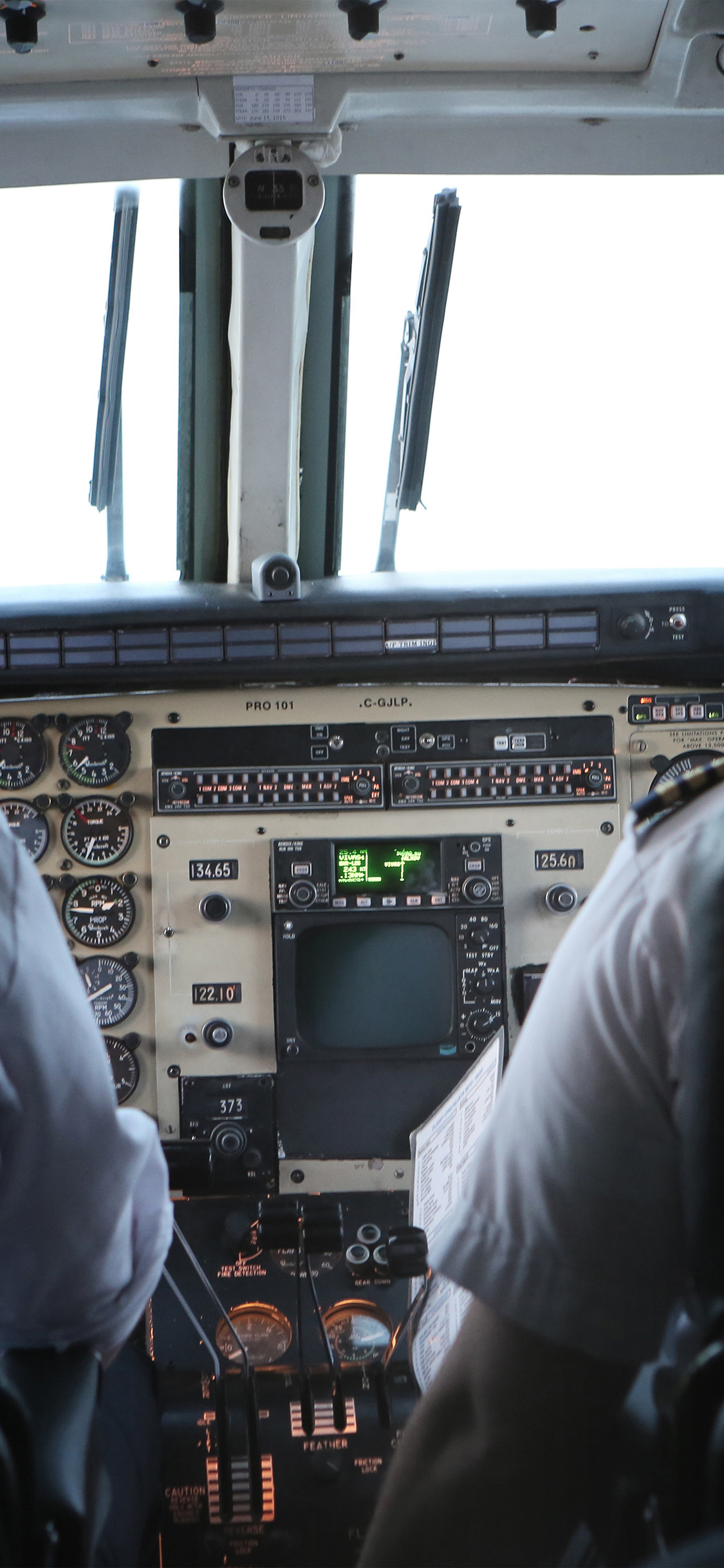 Flight Pilot City Plane Wallpaper