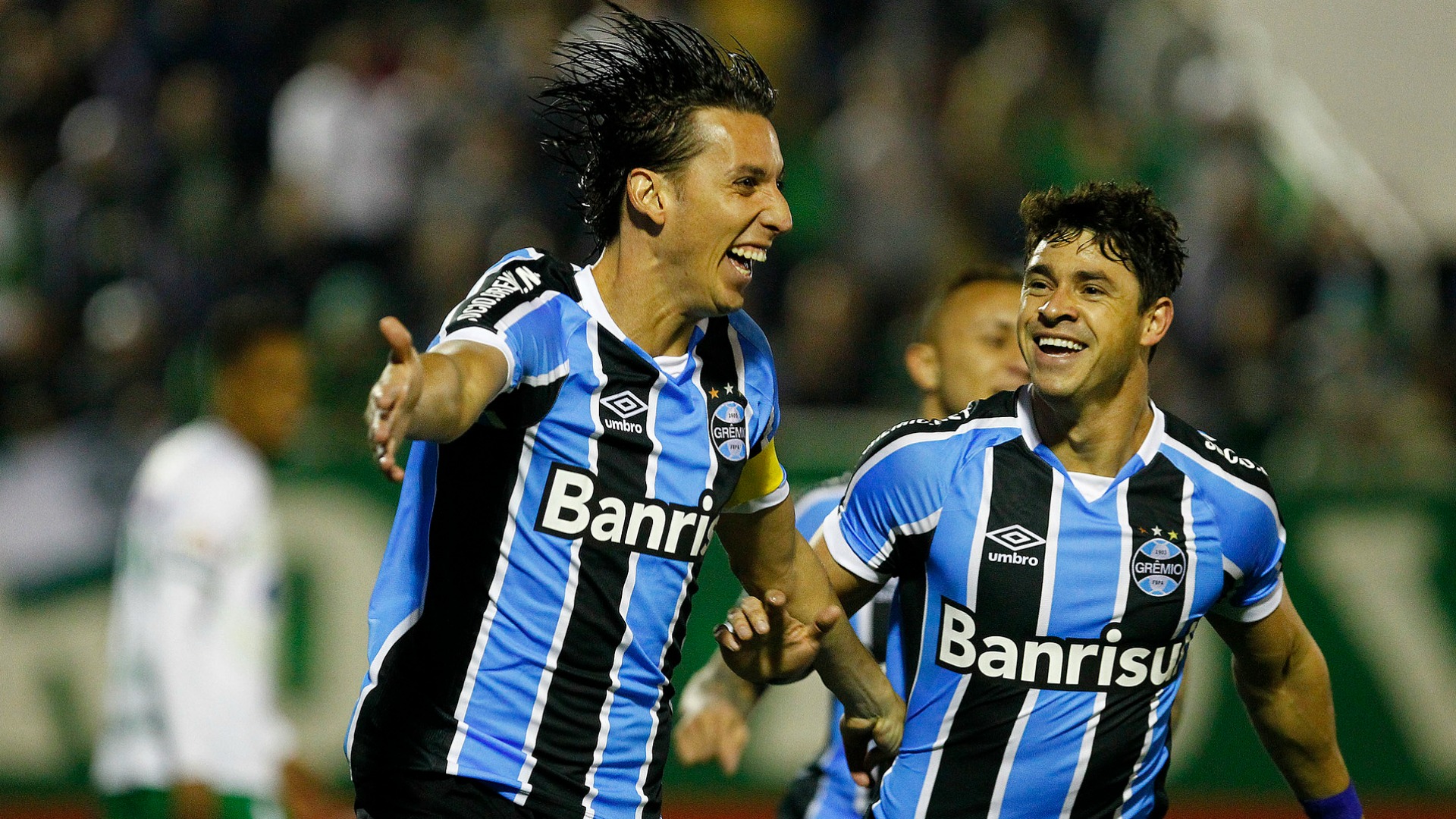 Profile: Geromel back home in Brazil