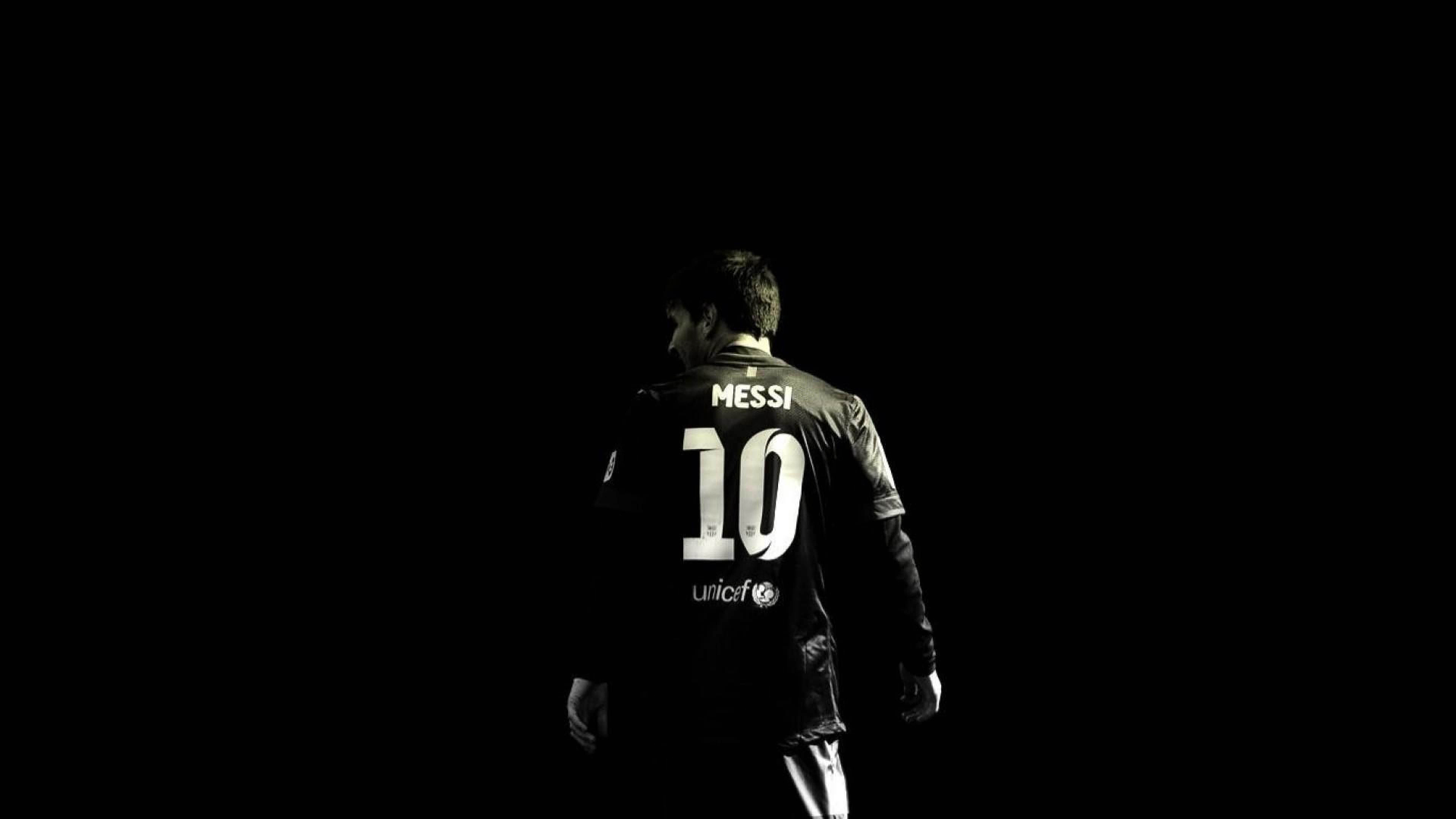 Lionel Messi: Dark 4K Wallpaper For PC
