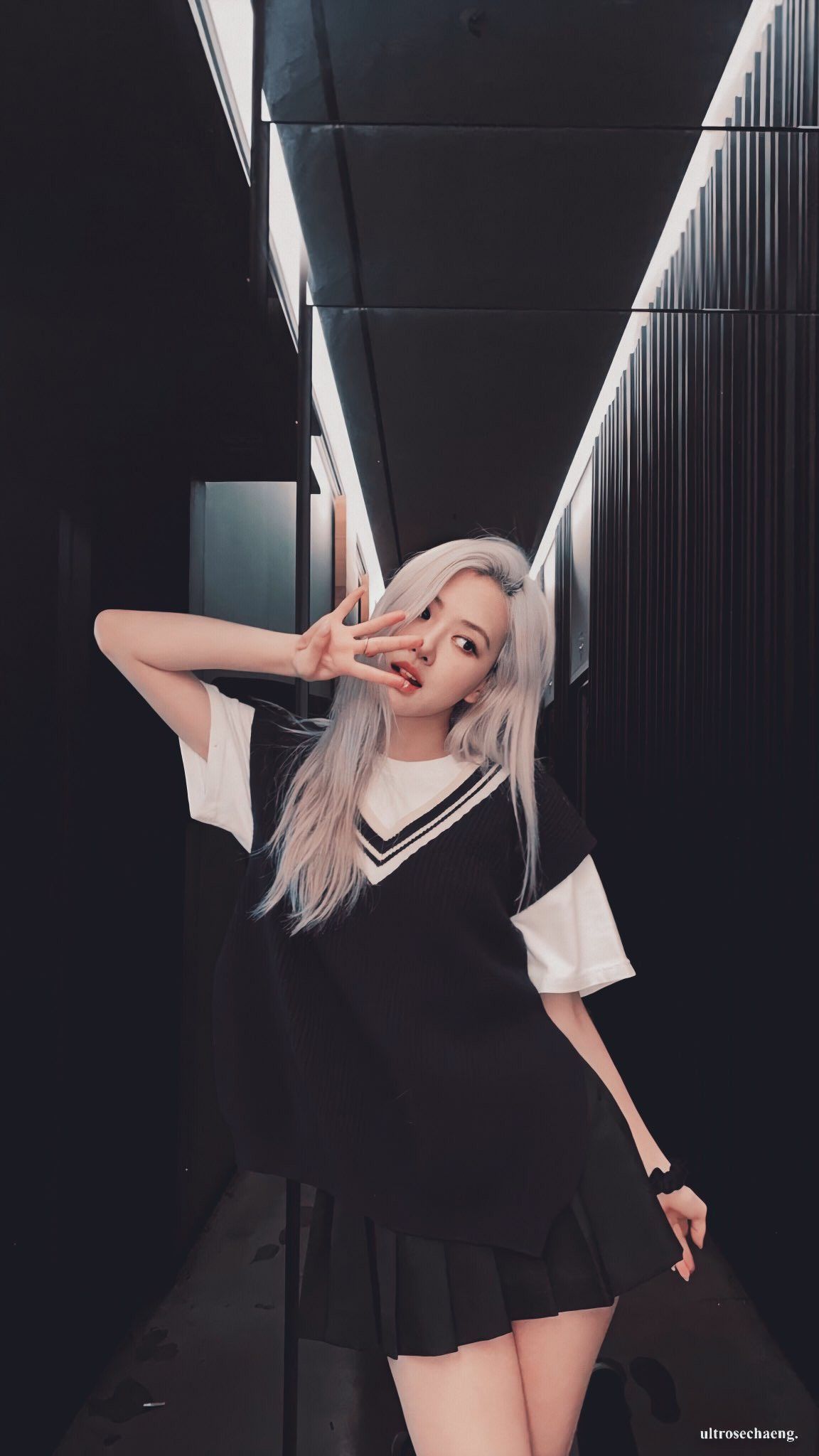 BLACKPINK ROSÉ LOCKSCREEN WALLPAPER. Blackpink rose, Blackpink fashion, Blackpink