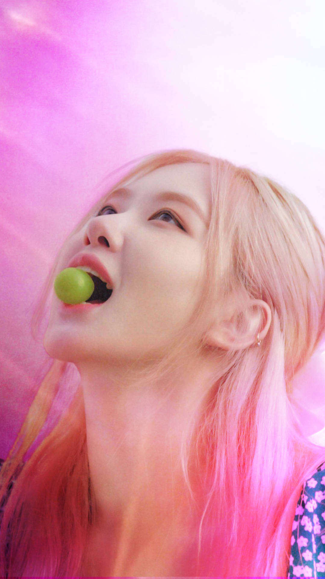 Download Rose Blackpink With Green Ball