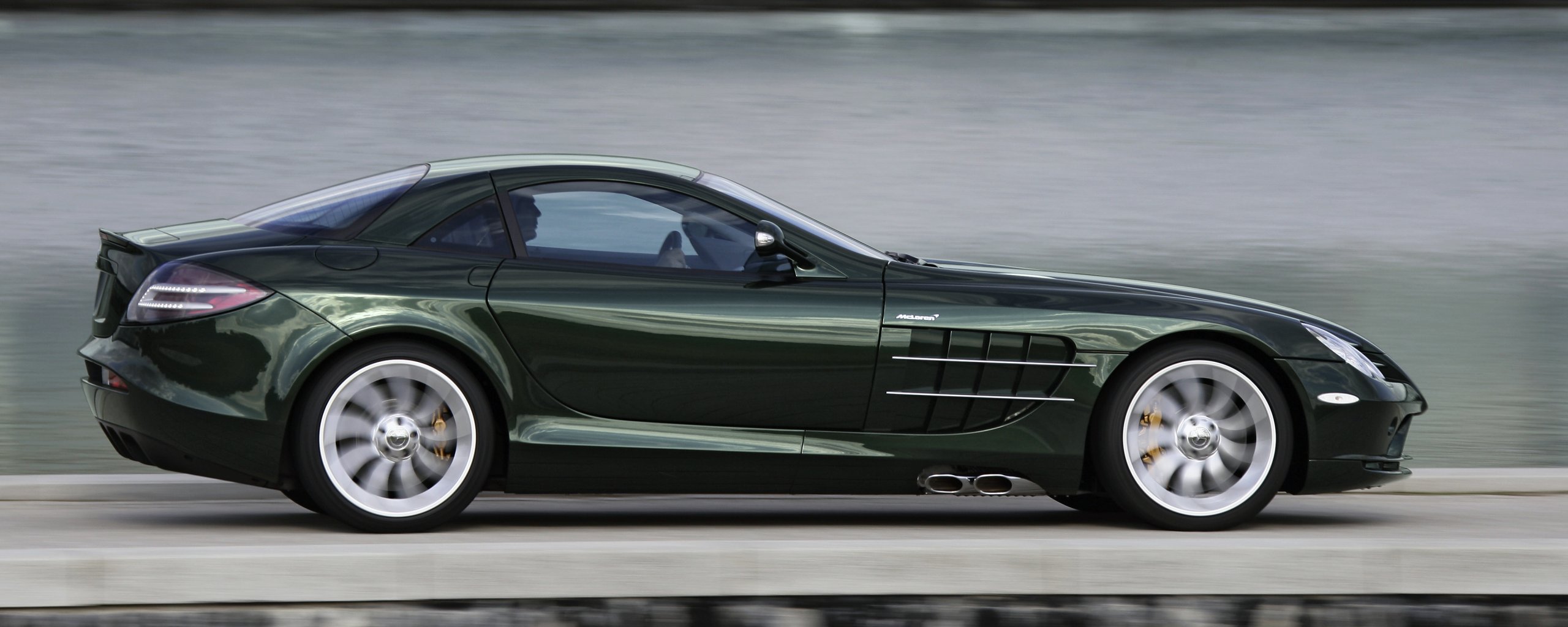 Dual Monitor Car Wallpaper?. VW