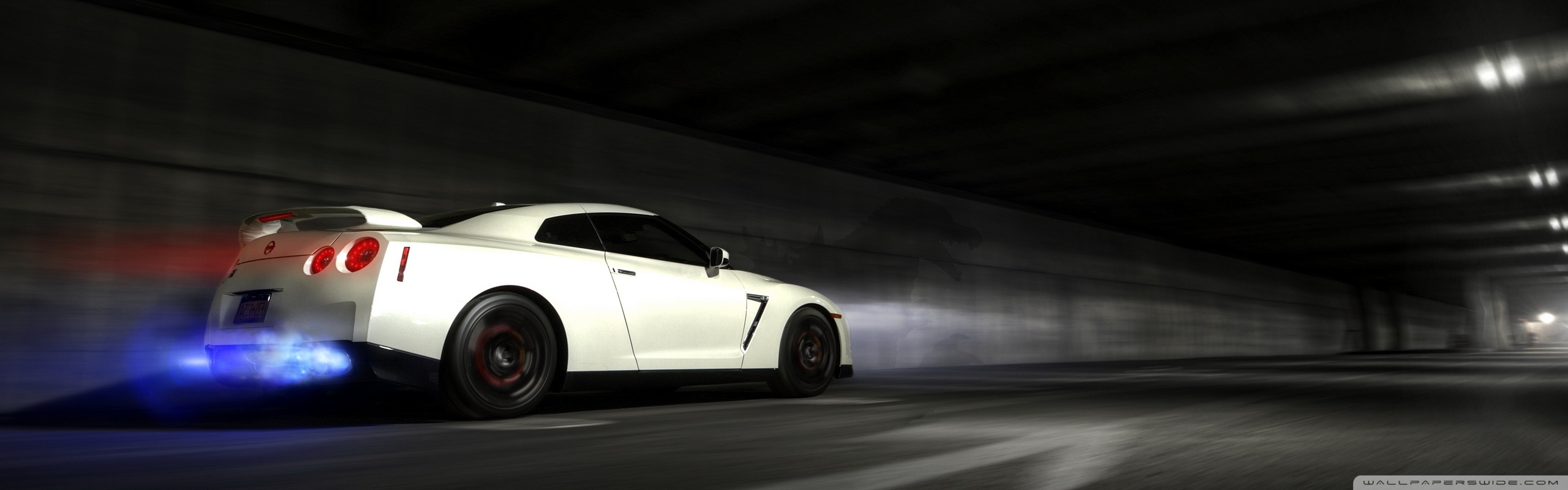 GTR in Motion Ultra HD Desktop Background Wallpaper for 4K UHD TV, Multi Display, Dual Monitor, Tablet