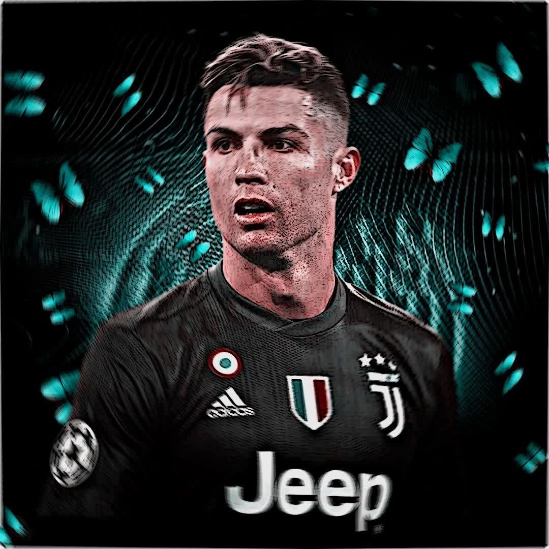 Download “Lightning Strikes For Ronaldo” Wallpaper