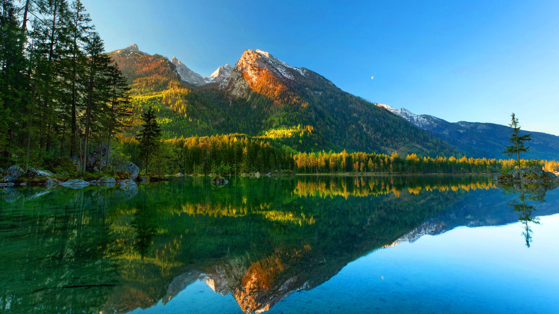 Beautiful Nature Reflection Lake HD WALLPAPER