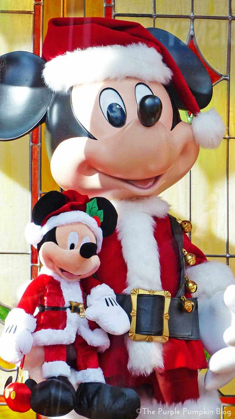 Disney Christmas iPhone Wallpaper