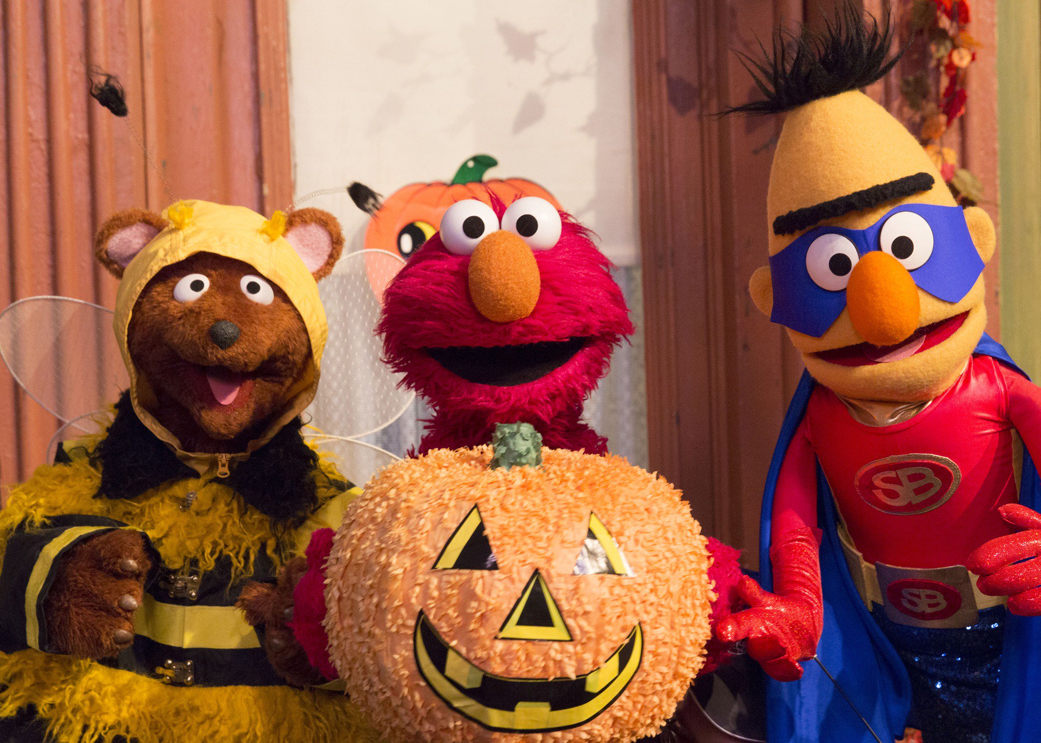 Elmo Halloween to all of Elmo's friends!