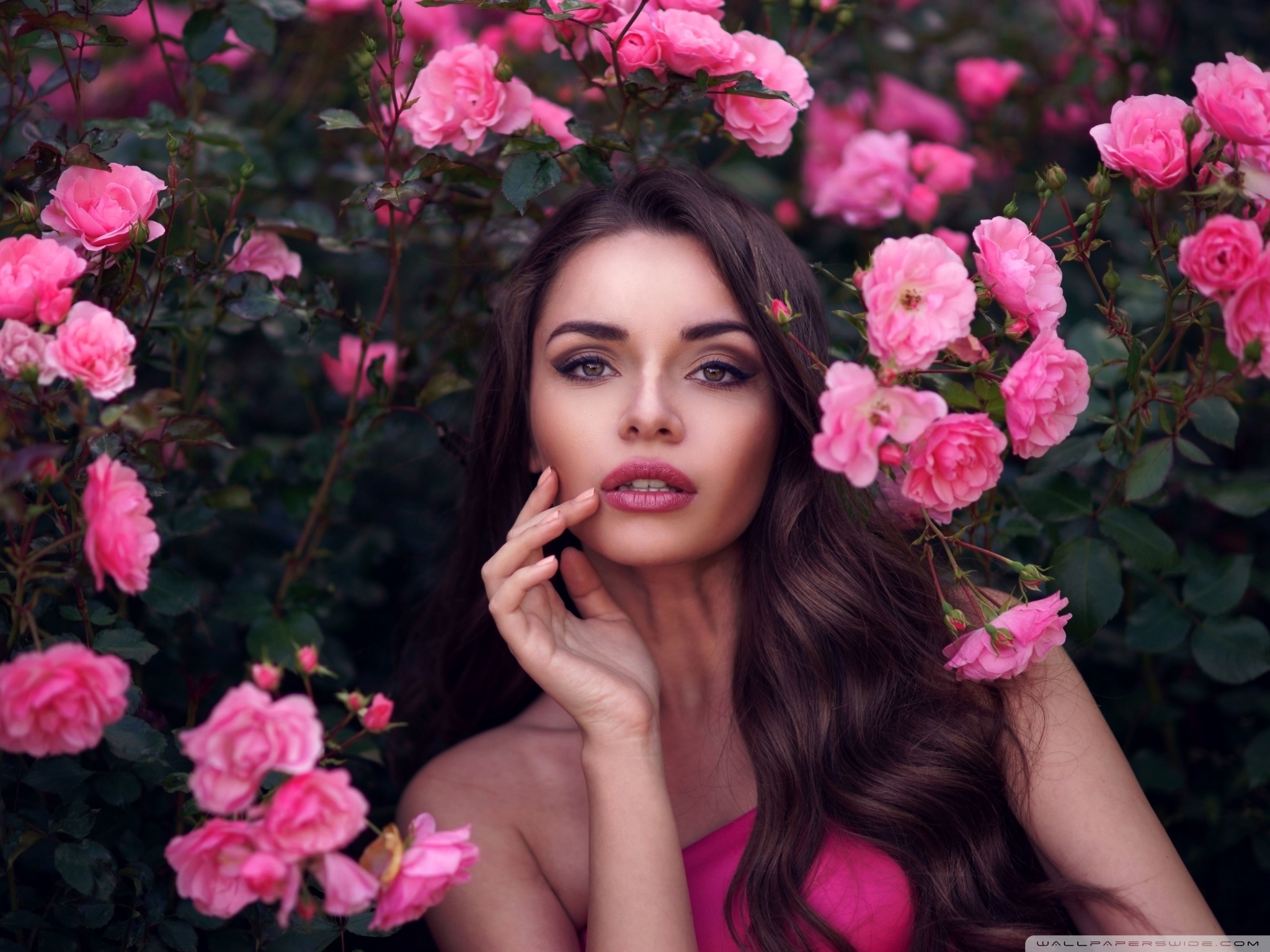 Girl and Flowers Ultra HD Desktop Background Wallpaper for 4K UHD TV, Widescreen & UltraWide Desktop & Laptop, Multi Display, Dual & Triple Monitor, Tablet