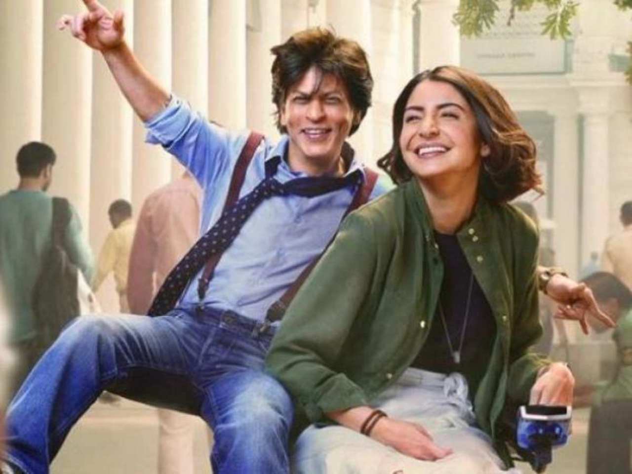 Photos: Shah Rukh Khan hosts special 'Zero' screening while Bollywood partied at Priyanka Chopra's wedding reception. Hindi Movie News of India