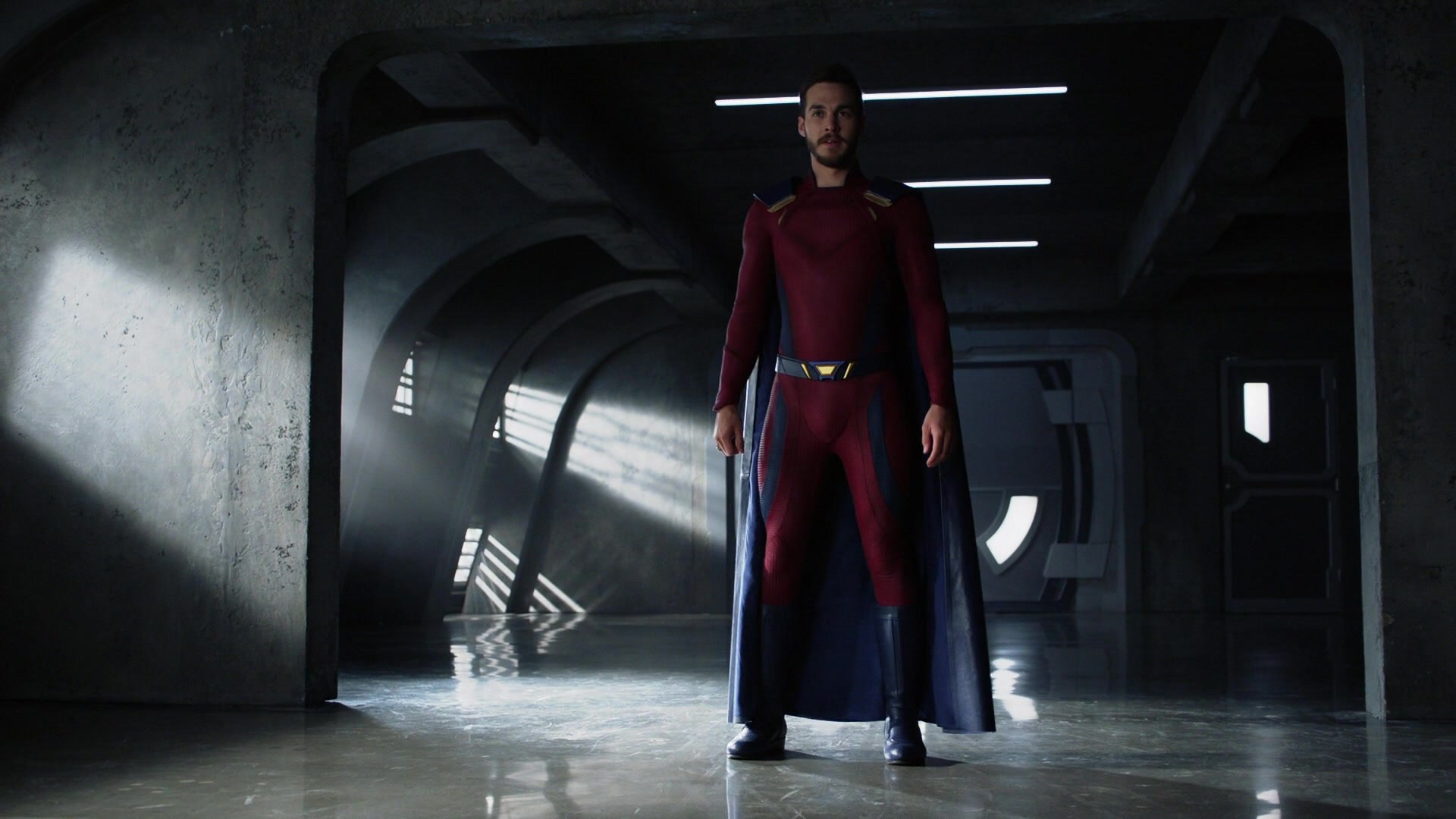 The Legion Suit (Mon El)