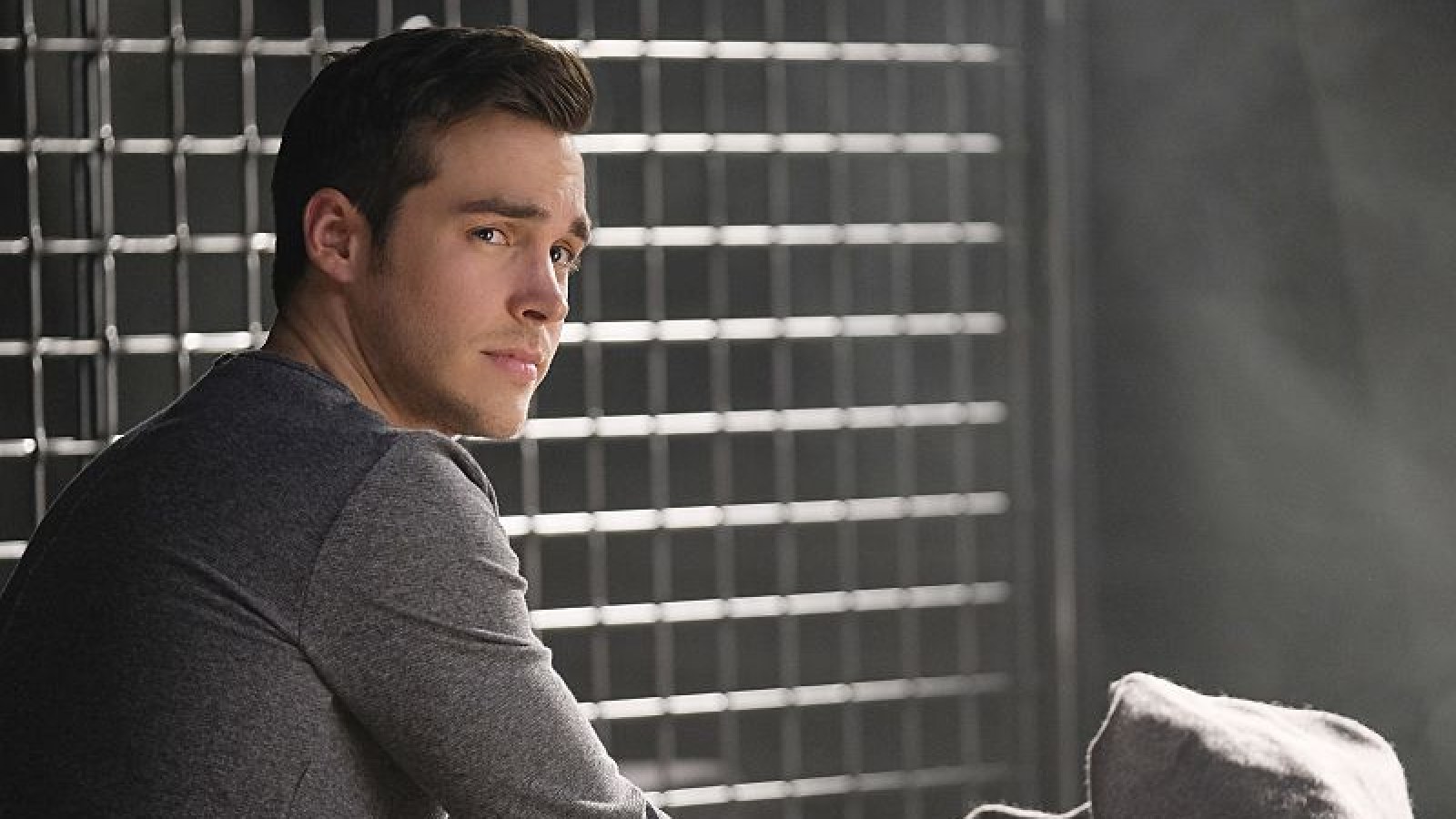 Supergirl' Season 2 Spoilers: Are Kevin Sorbo And Teri Hatcher Playing Mon- El's Parents On The CW Series?