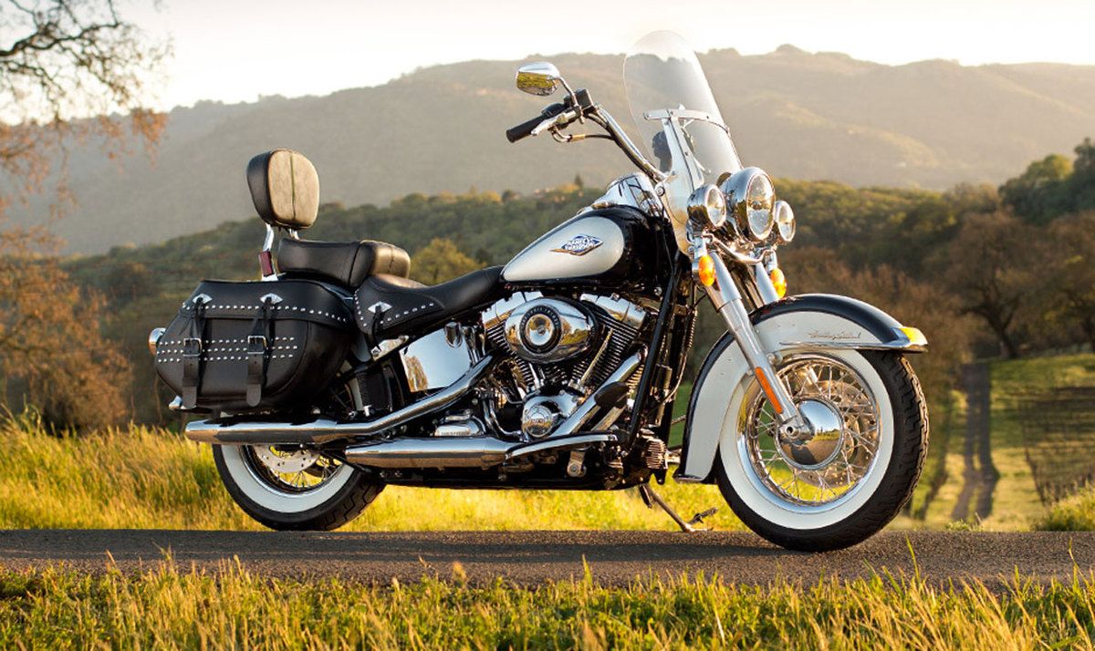 FOTO HD HERITAGE SOFTAIL CLASSIC 2013 EXTERIOR. Motos harley, Motos clasicas, Motos harley davidson