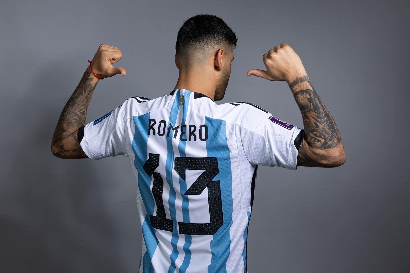 아뵤 (9 8 Am 8) - ୧( “̮ )୨✧ ℂ