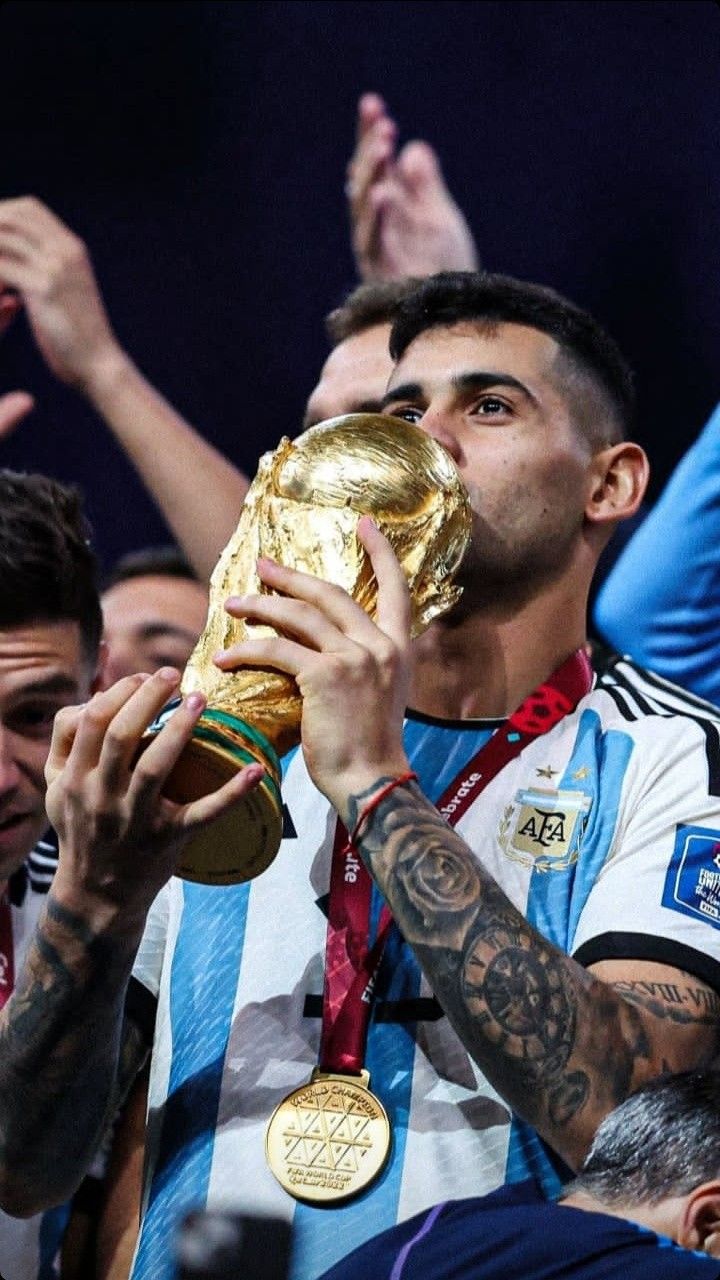 Cristian Cuti Romero. Fotos de fútbol, Belgrano de cordoba, Logotipo de argentina