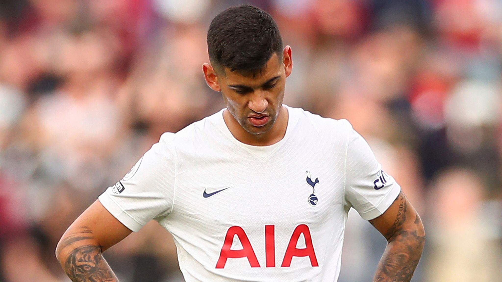 Cristian Romero: Antonio Conte confirms Tottenham defender out until 2022 with 'serious' injury