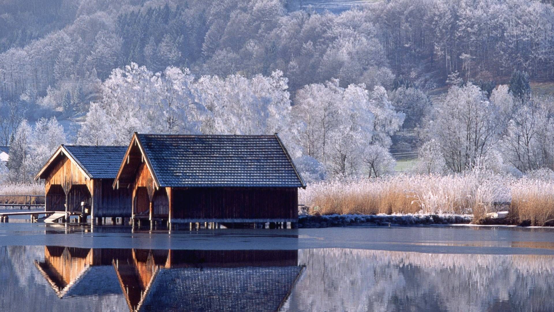 Winter Cottage wallpaper1920x1080