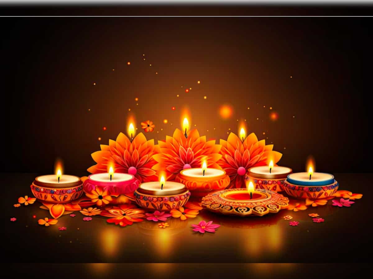 Happy Diwali 2023: Best Wishes, WhatsApp Messages, Quotes, Image to share with your family and friends