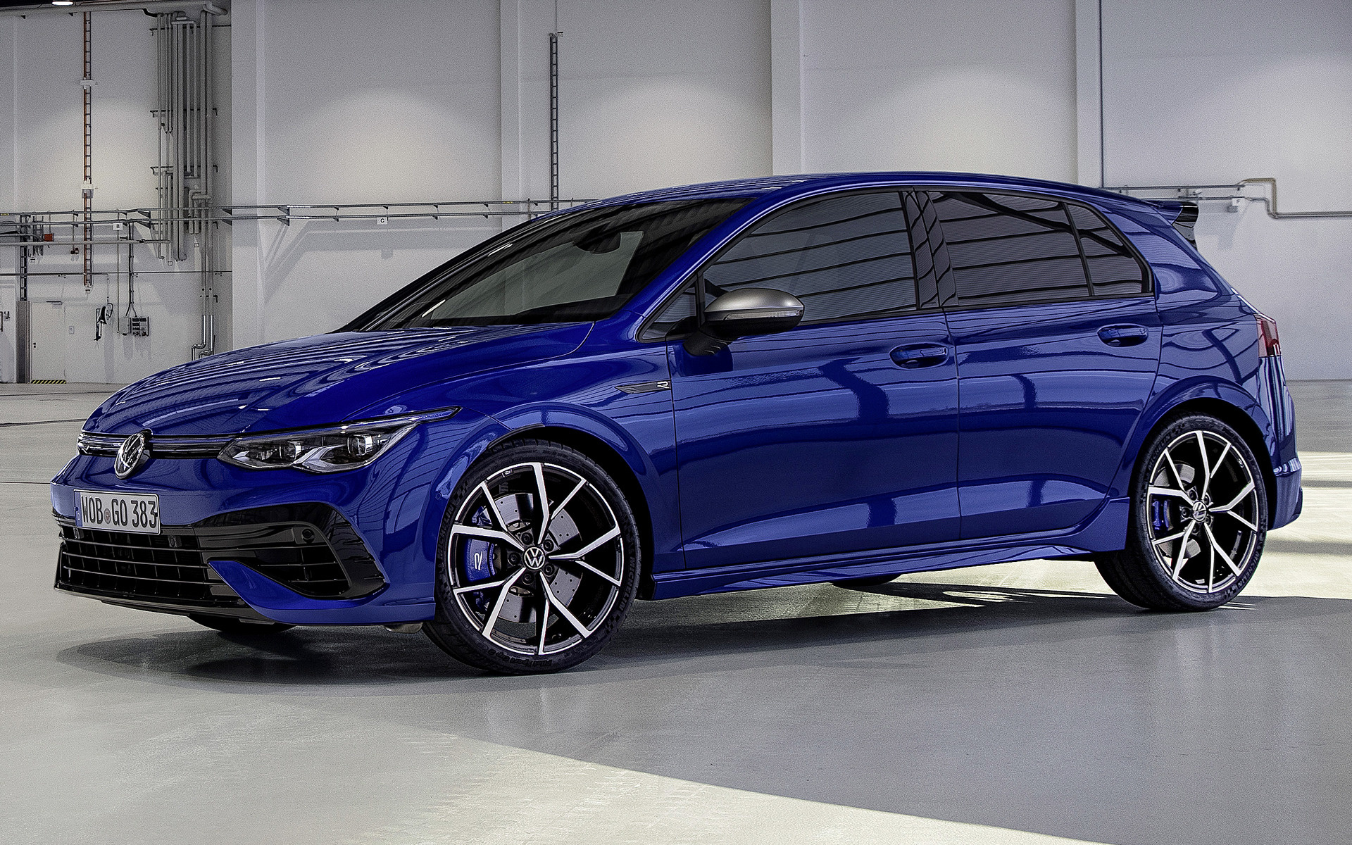Volkswagen Golf R and HD Image