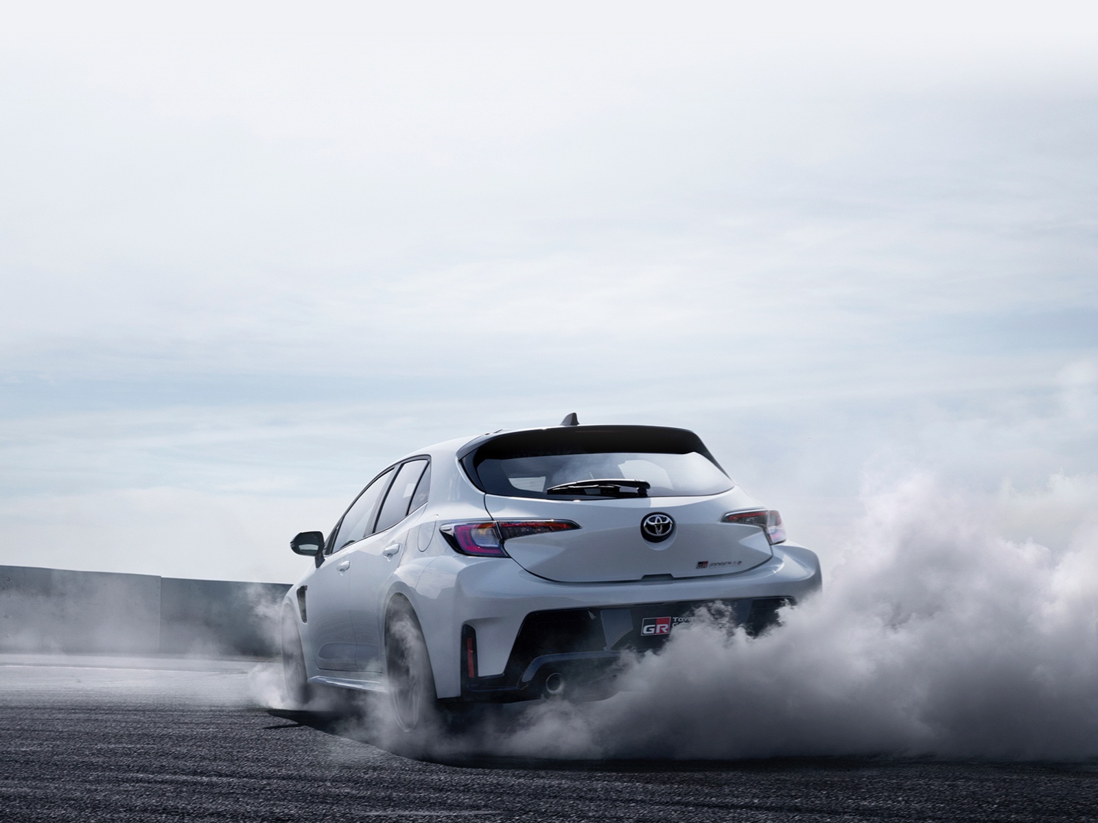 What are the Performance Features of the 2023 Toyota Corolla GR?