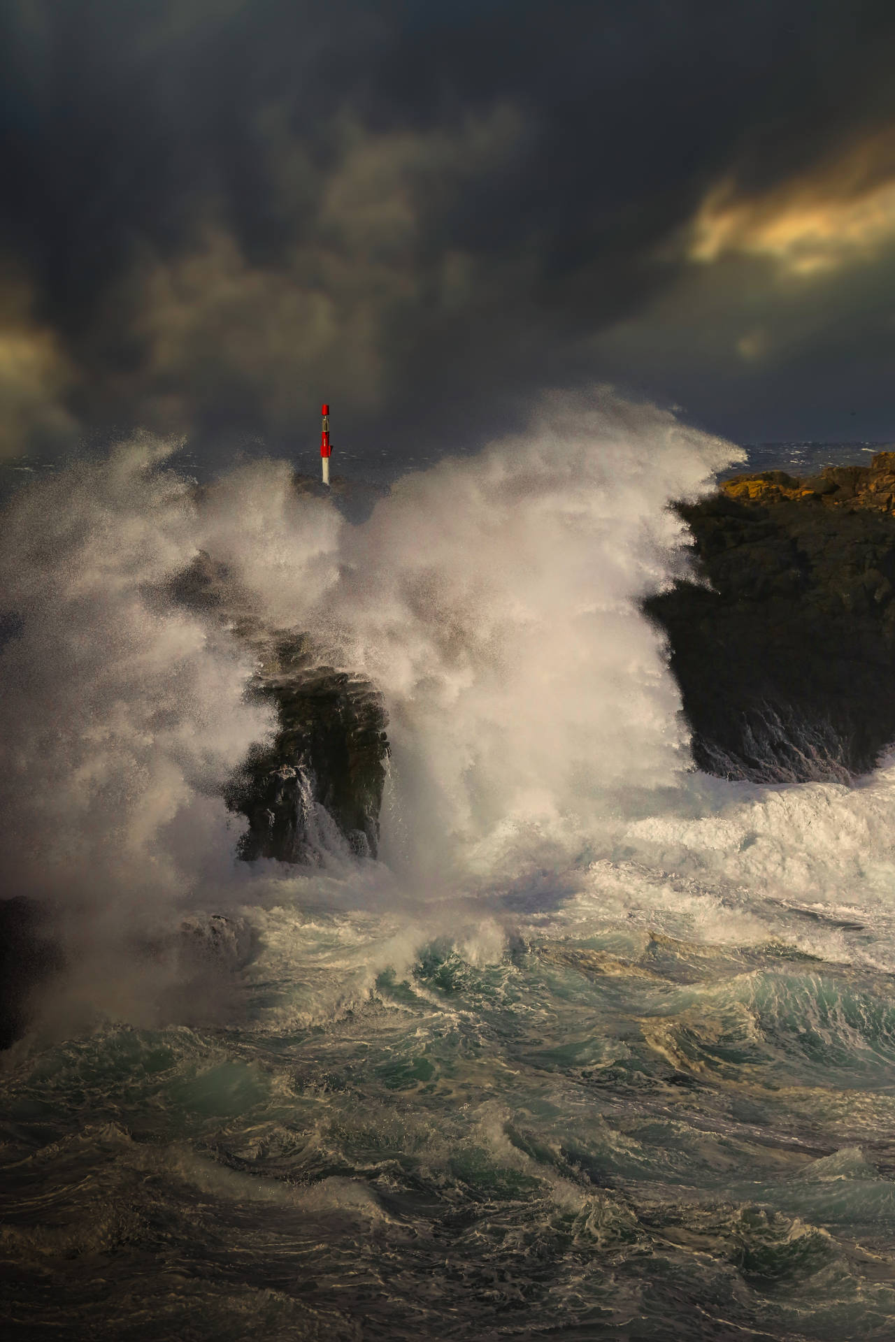 Download Sea Storm Waves And Lighthouse Wallpaper