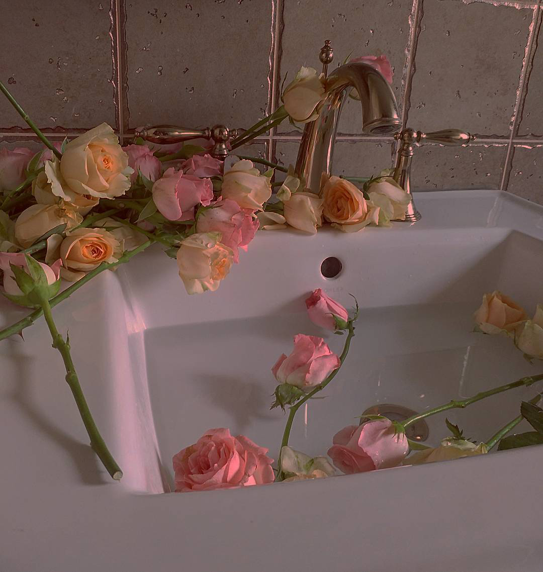 Sadcore aesthetic ideas. aesthetic, aesthetic picture, dark aesthetic