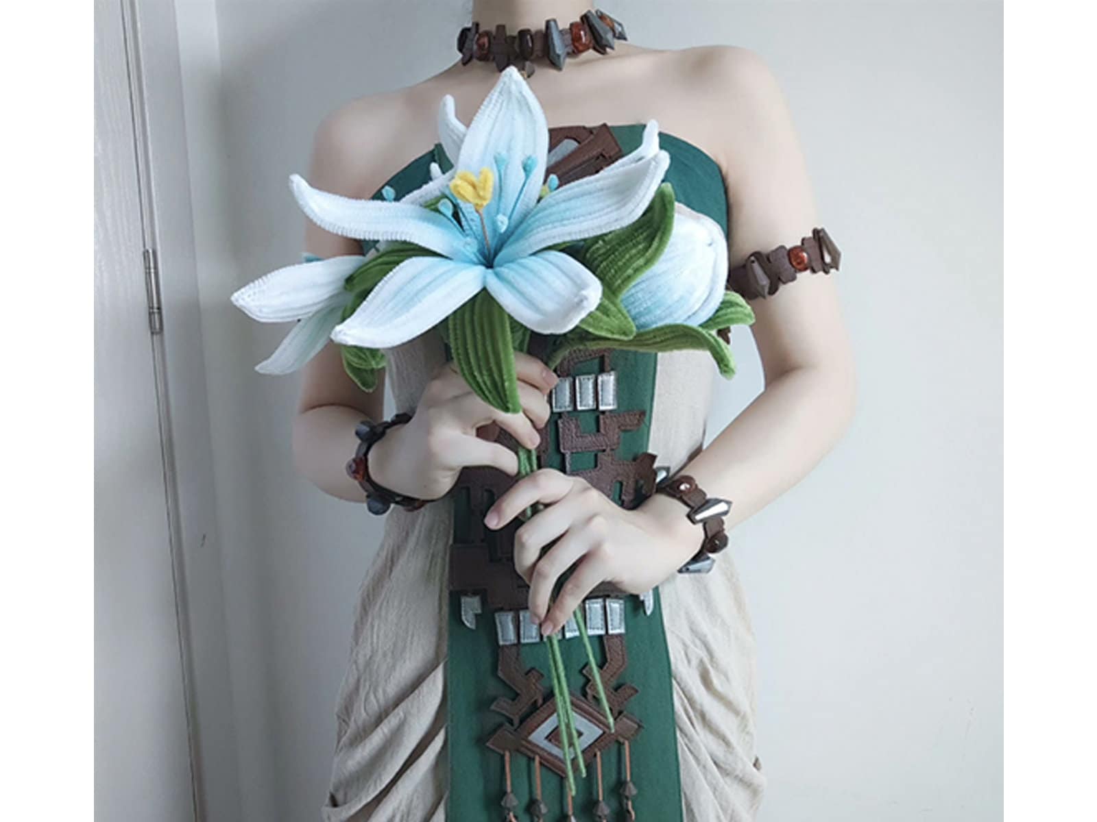 Silent Princess Flower Handmade Plush Twist Bar Cosplay