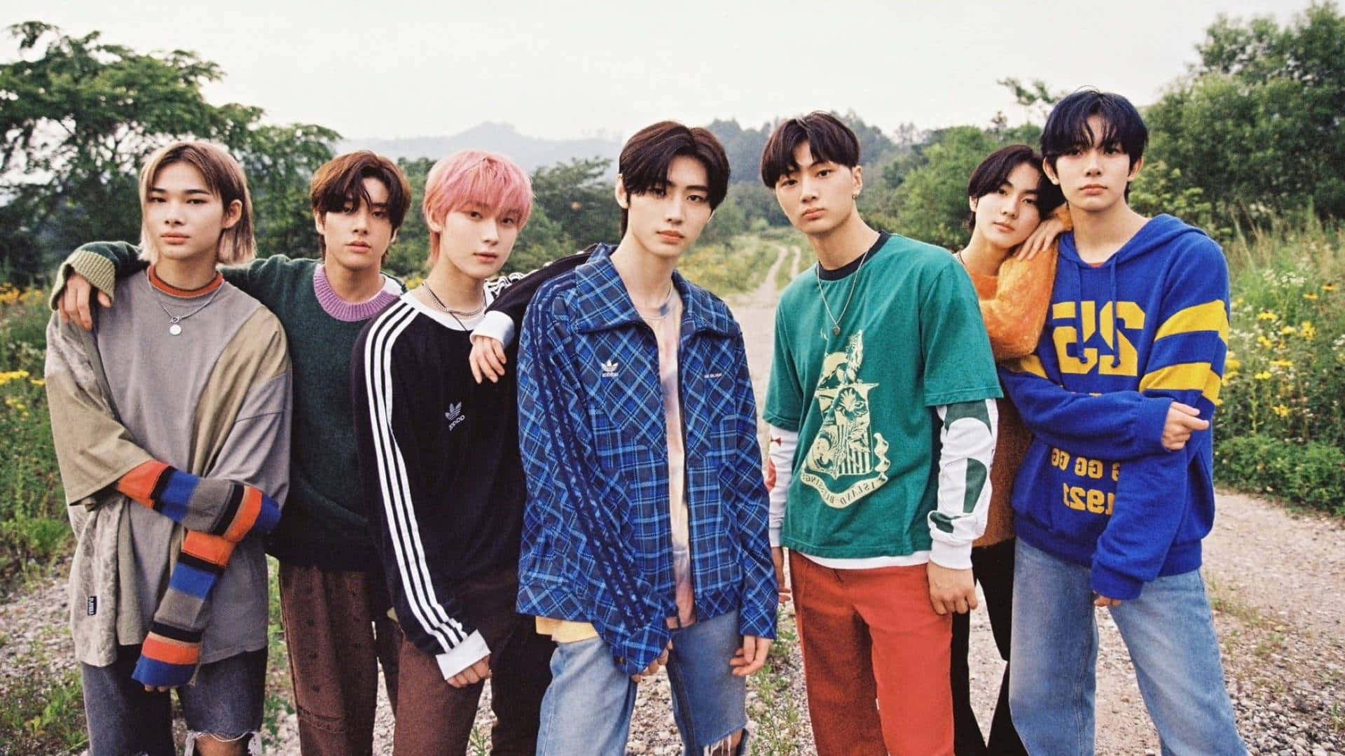 Enhypen Laptop Wallpaper