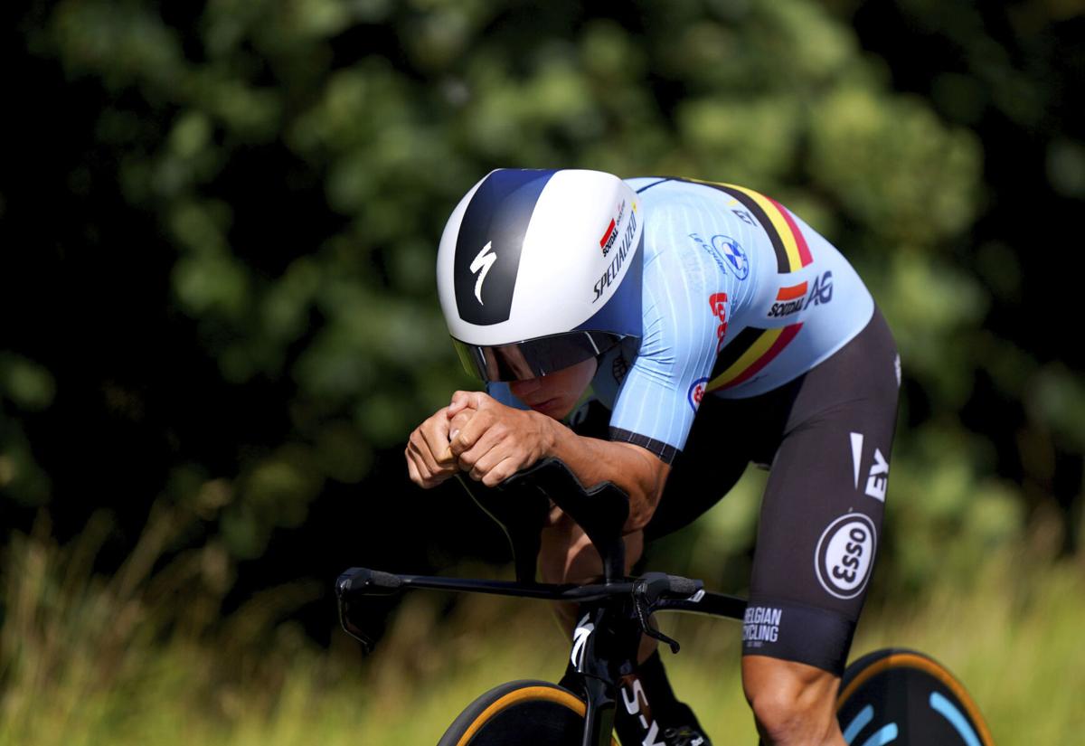 Evenepoel gives Belgium 1st men's cycling trial world title