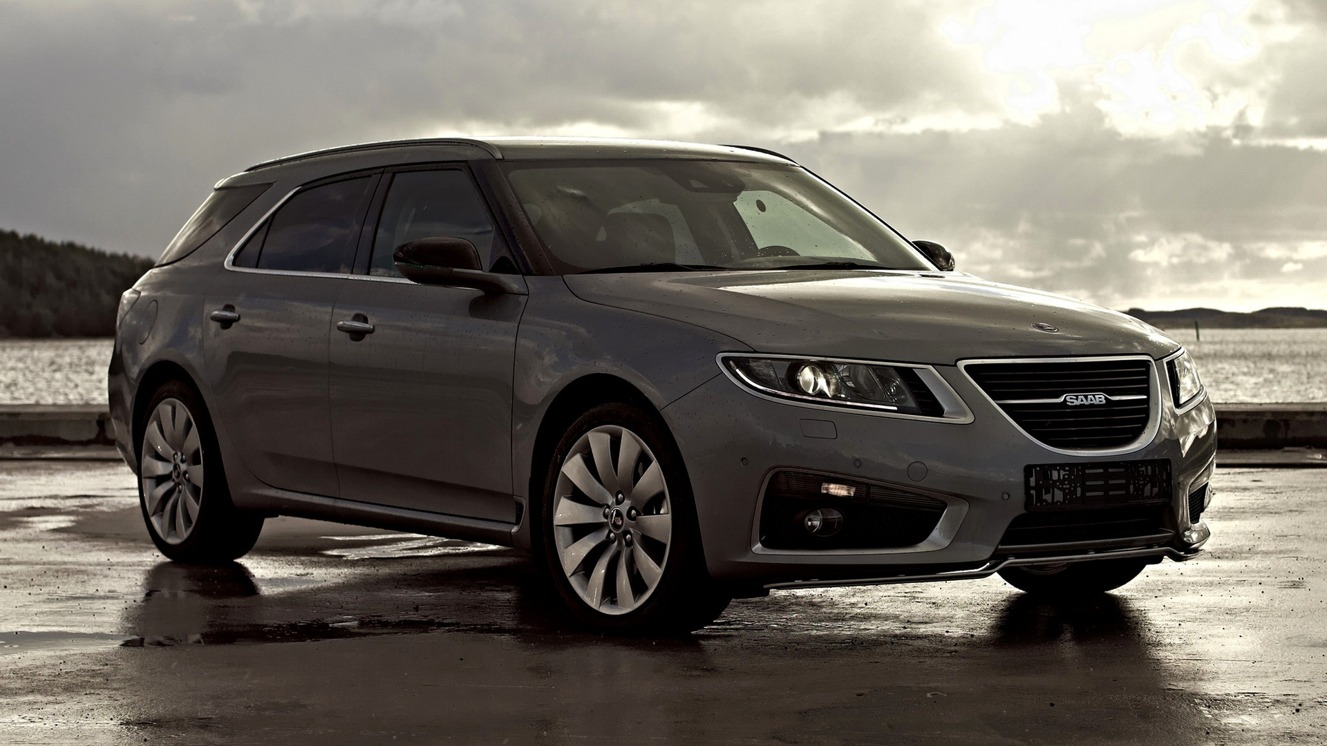 Saab 9 5 SportCombi And HD Image