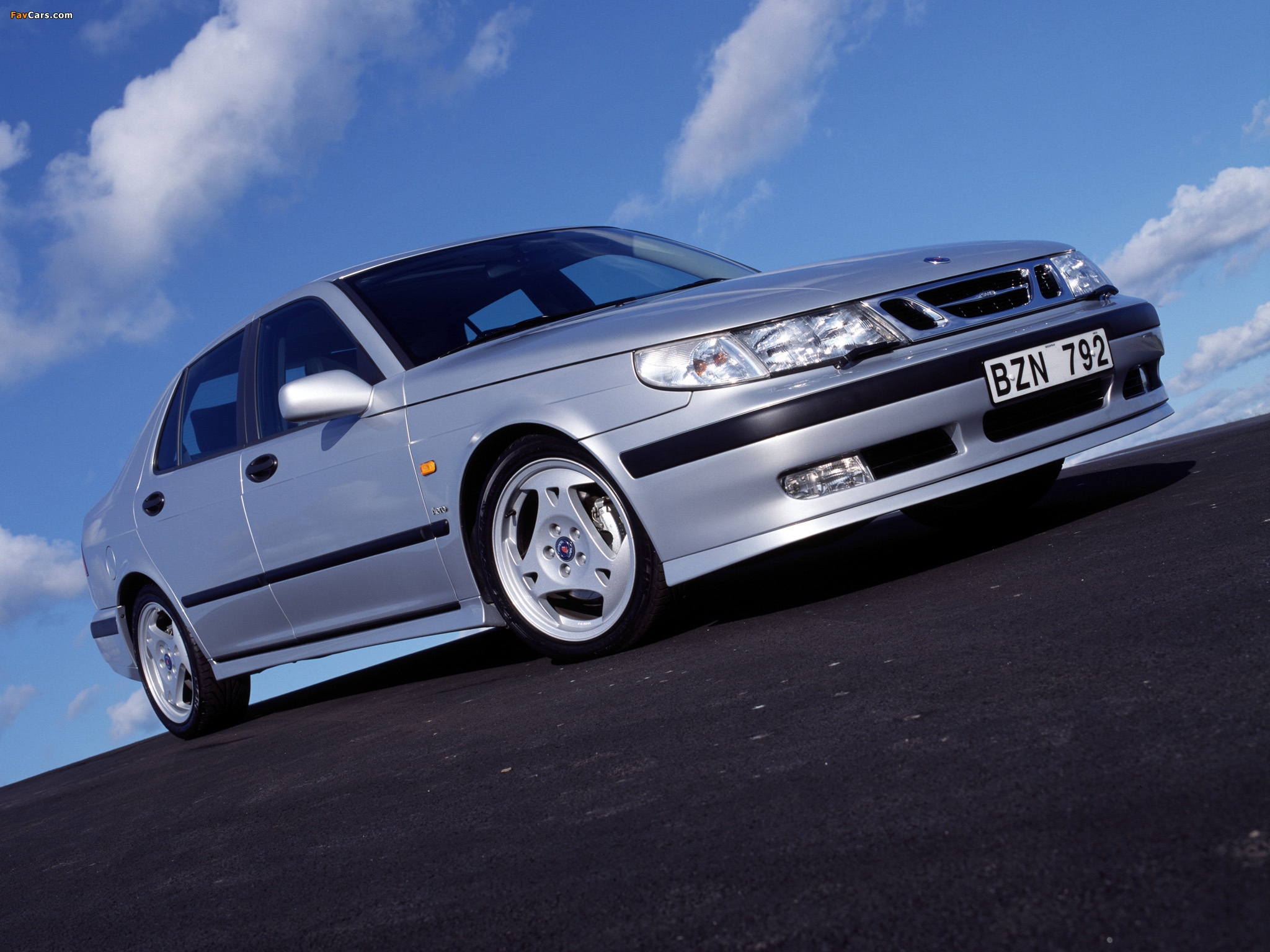 Saab 9 5 Sedan Aero 1999–2001 Wallpaper (2048x1536)