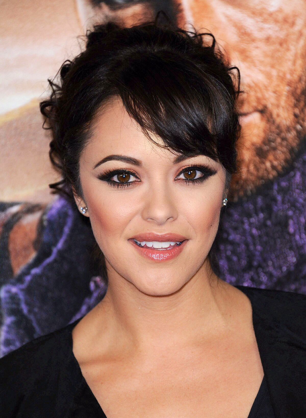 Det. Maria Baez played by Marisa Ramirez. Brunette to blonde, Gorgeous hair, Marisa