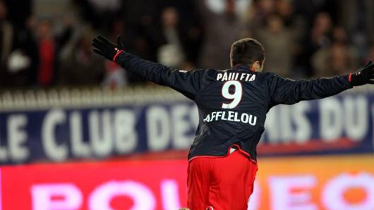 Pauleta retires