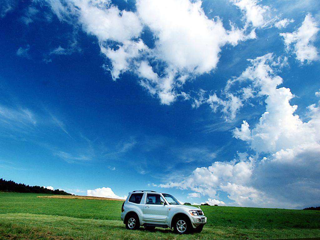 Best car wallpaper photo of cool cars. wallpaper