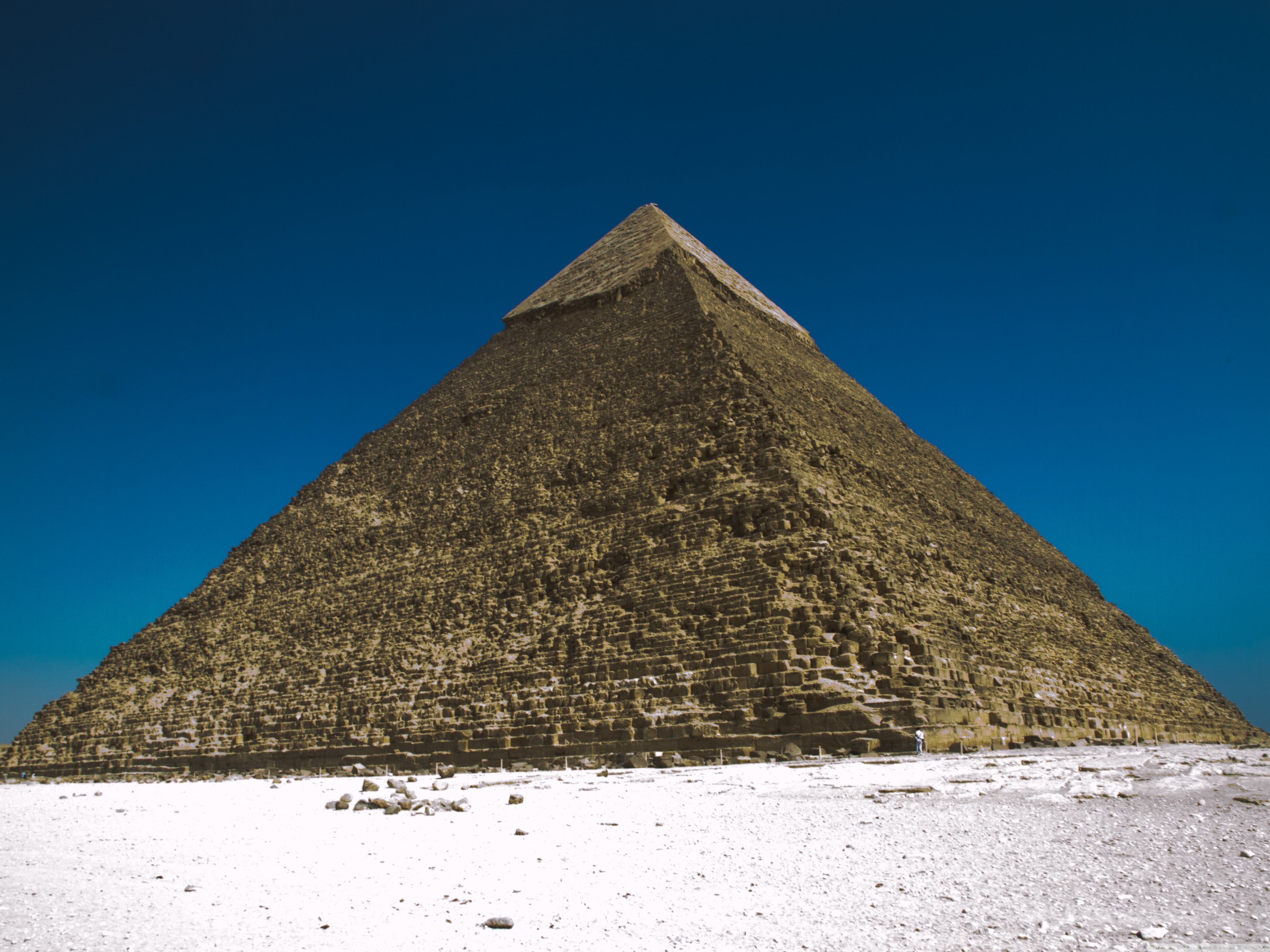 The Pyramids At Giza, Egypt Ultra HD Desktop Background Wallpaper for 4K UHD TV, Widescreen & UltraWide Desktop & Laptop, Multi Display, Dual Monitor, Tablet