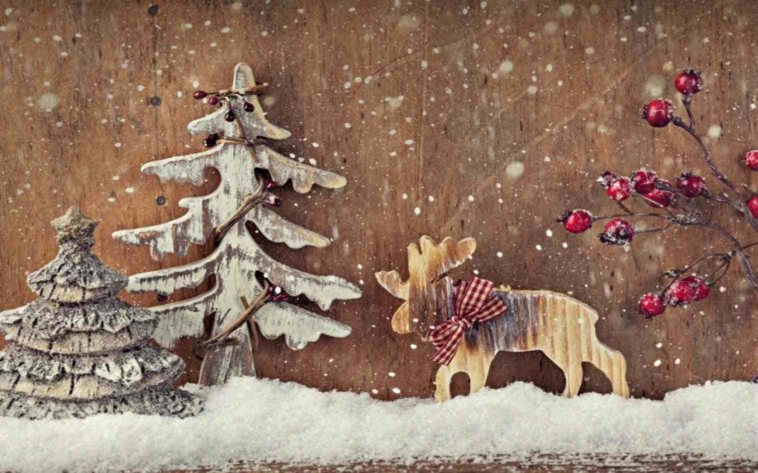 Download Christmas Decorations On A Wooden Background