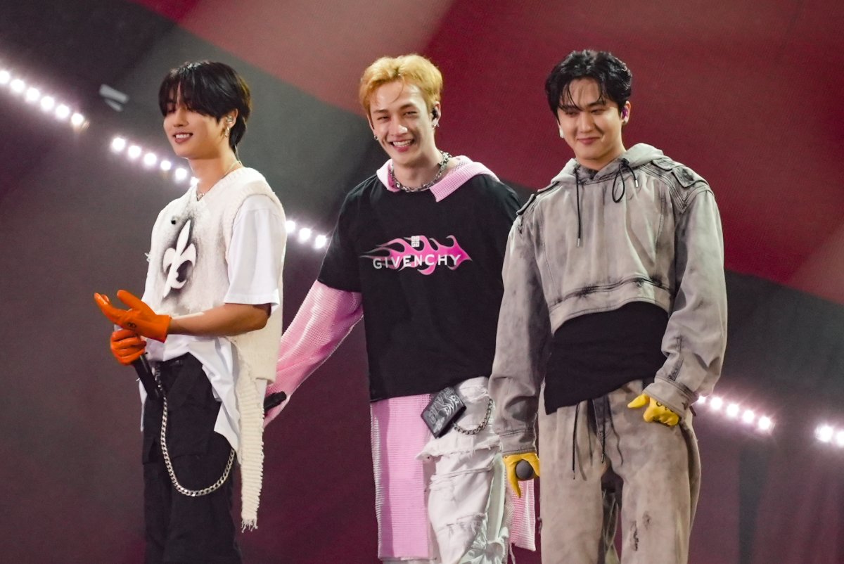 Look: Stray Kids Reflect On Anger, Anxiety In 'Rock Star' Prologue Video