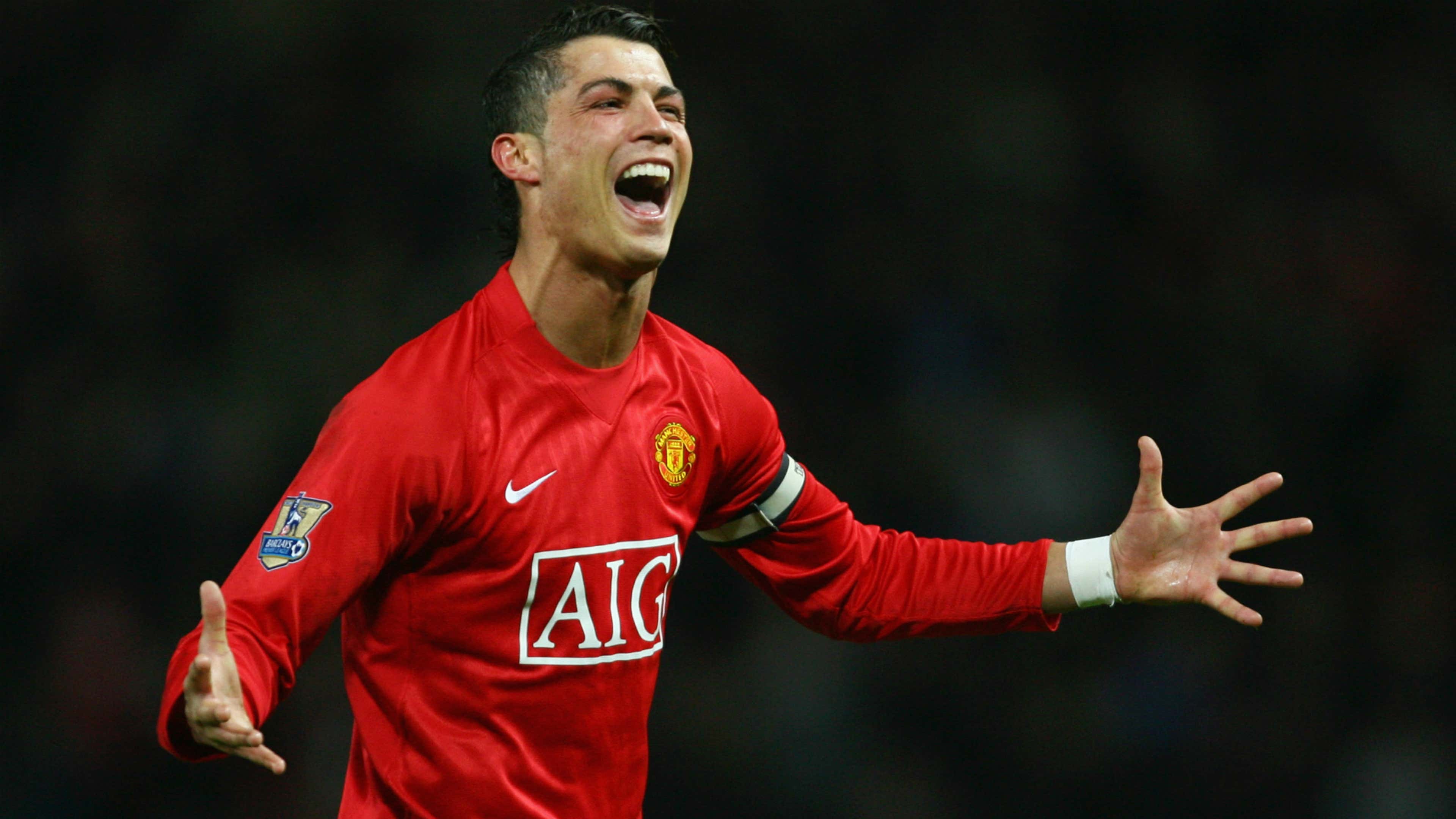 Manchester United news: 'Egotist' Ronaldo no worthy successor to Beckham at Manchester United, says former forward Forlan. Goal.com English Kuwait