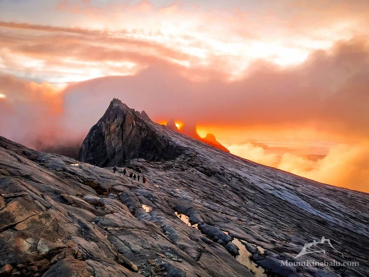 Photo Gallery. Majestic Mount Kinabalu, Sabah