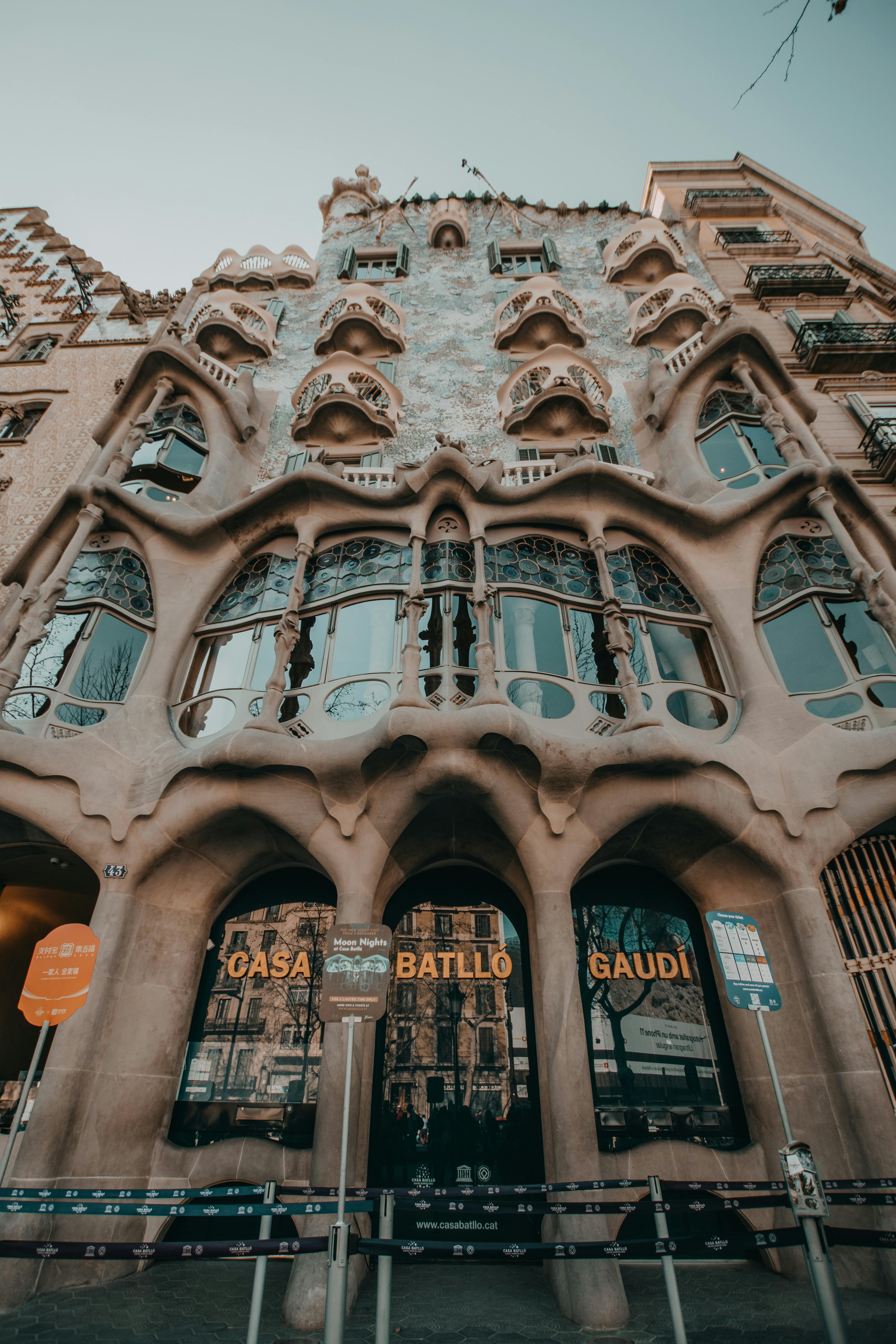 Casa Batllo Photo, Download The BEST Free Casa Batllo & HD Image