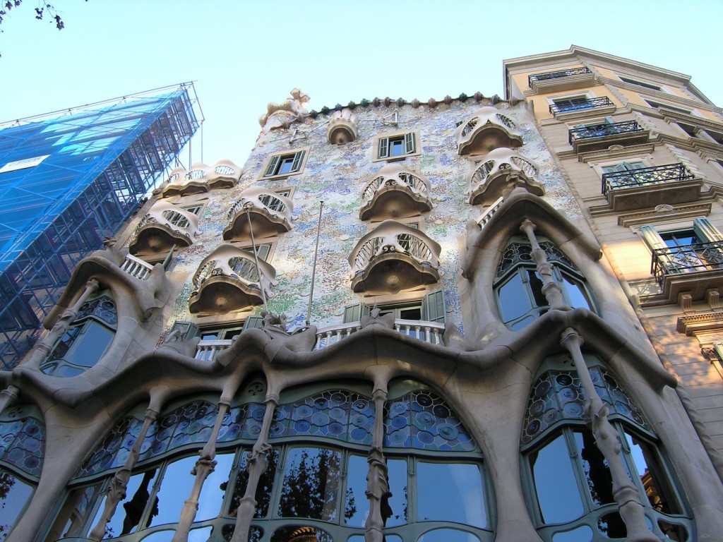 Casa Batllo by Antoni Gaudí