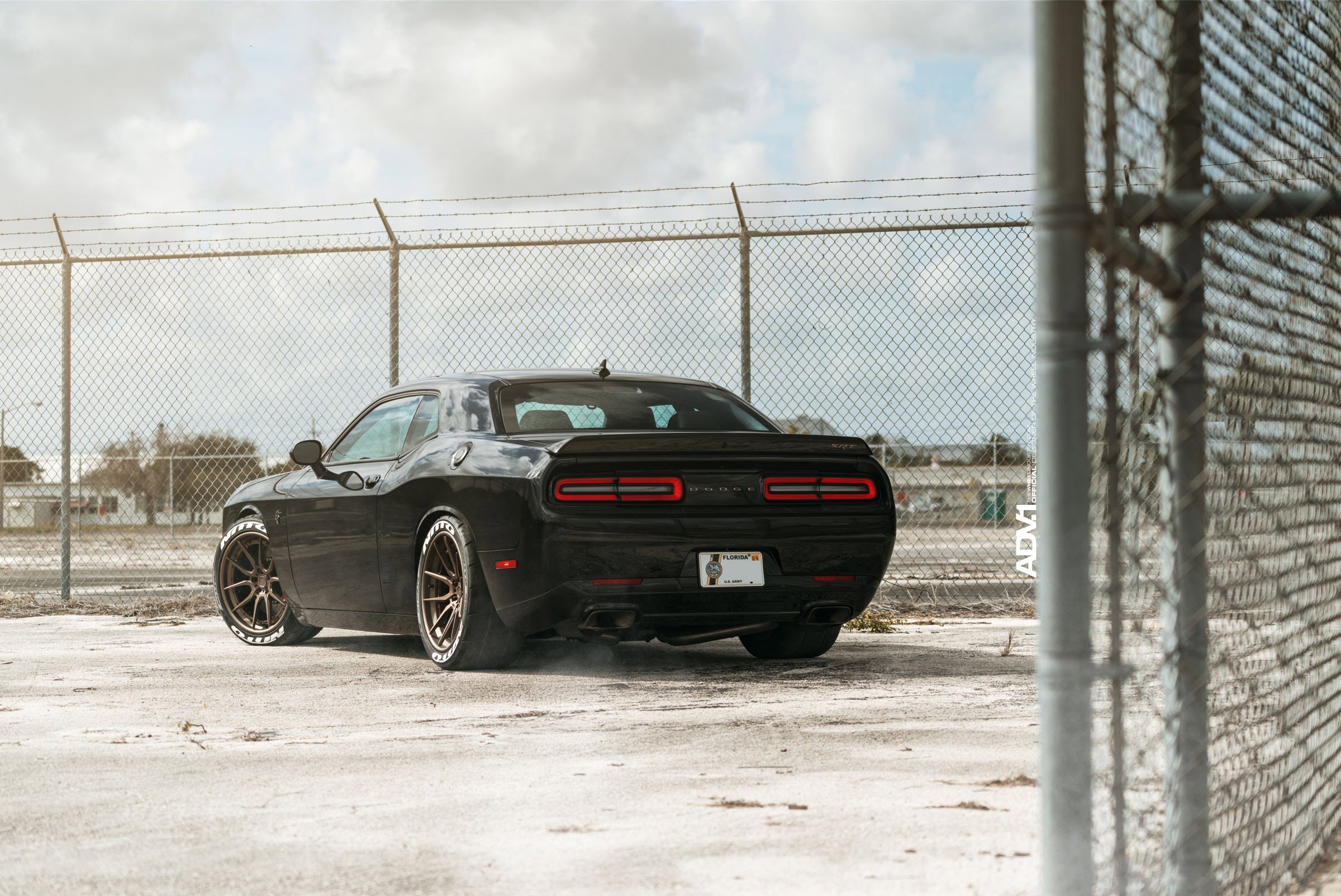 DODGE CHALLENGER SRT HELLCAT cars black wallpaperx1604