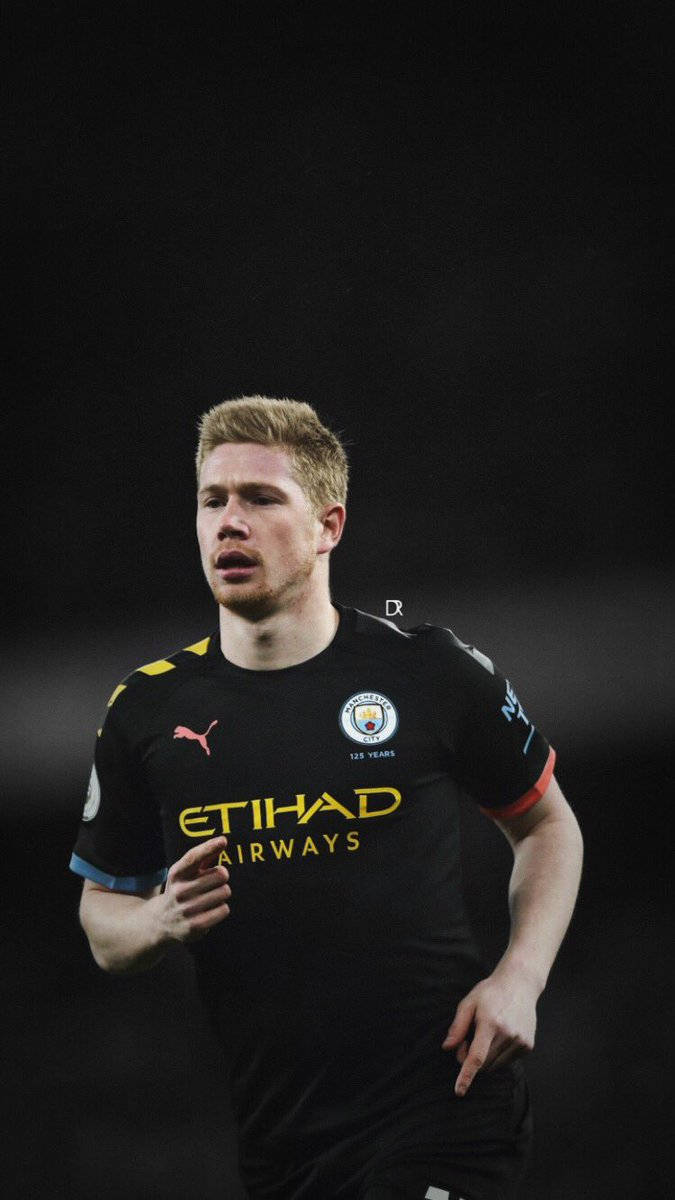 Download Soccer Athlete Kevin De Bruyne Wallpaper