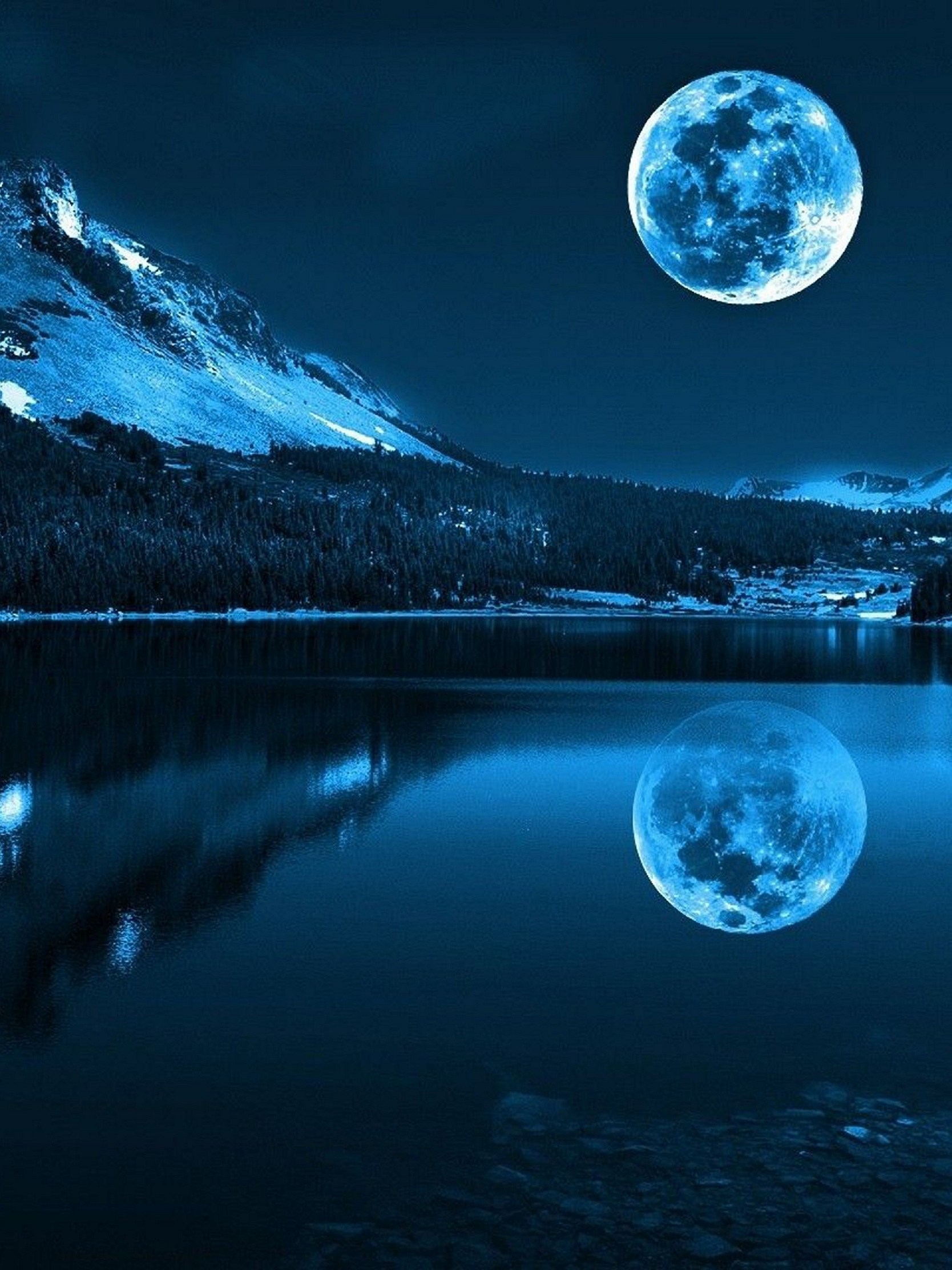 Moon reflection on water Wallpaper Download