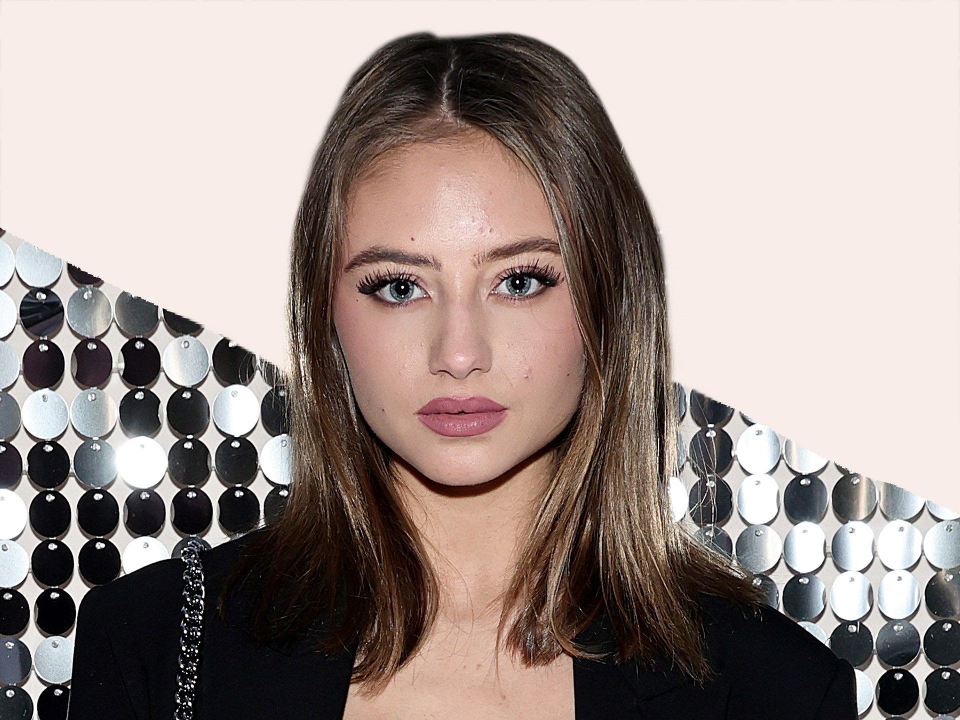 Heidi Klum's daughter Leni Klum looks every inch the supermodel on the red carpet