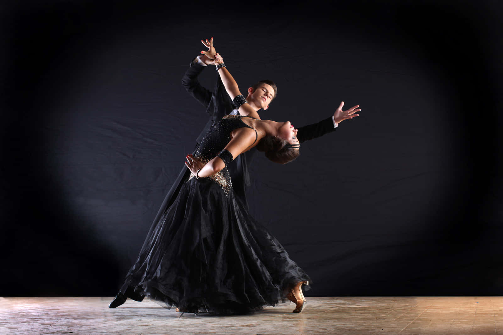 Download Couple In Black Ballroom Dancing Picture