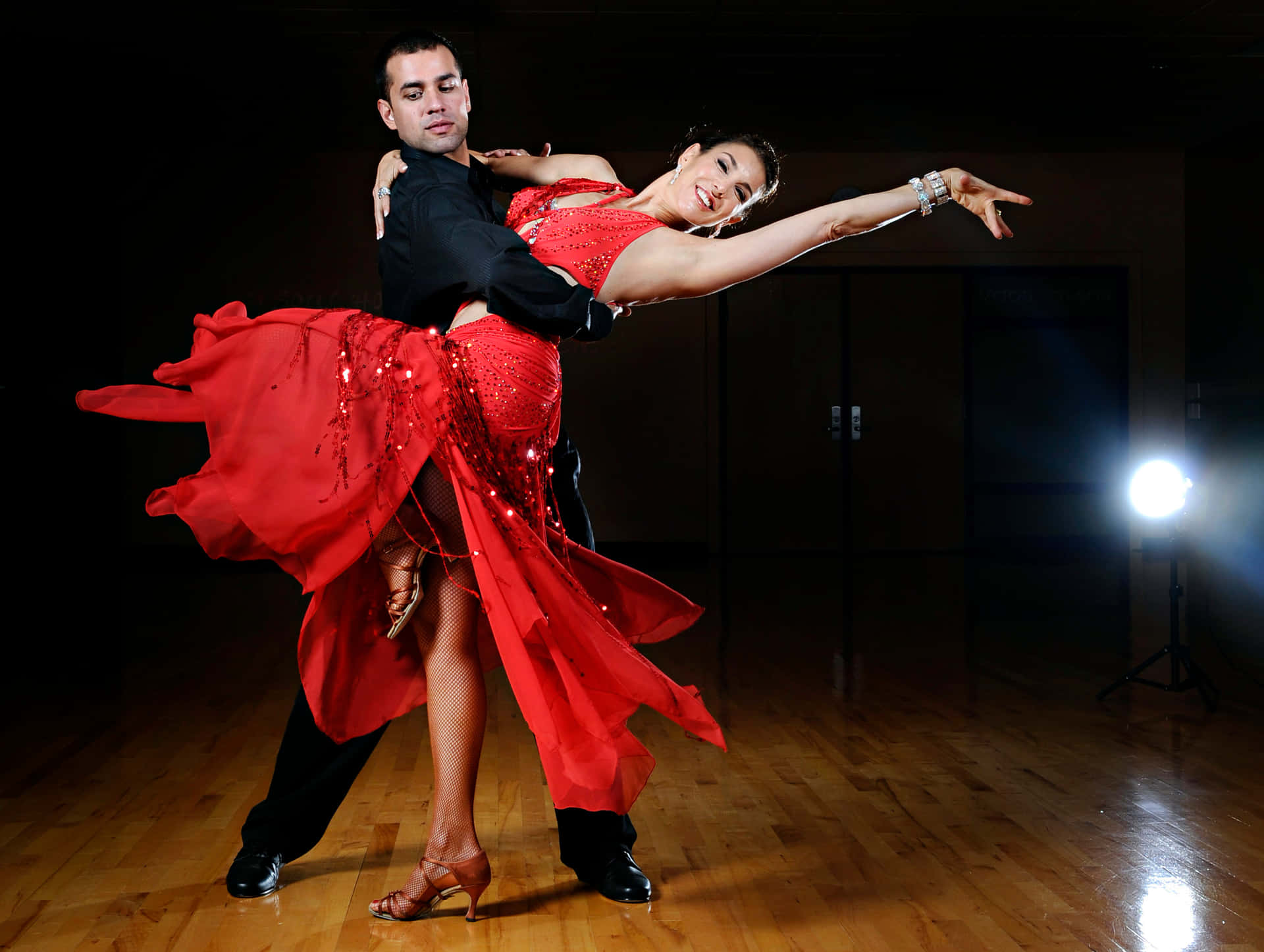 Download Red And Black Ballroom Dancing Picture