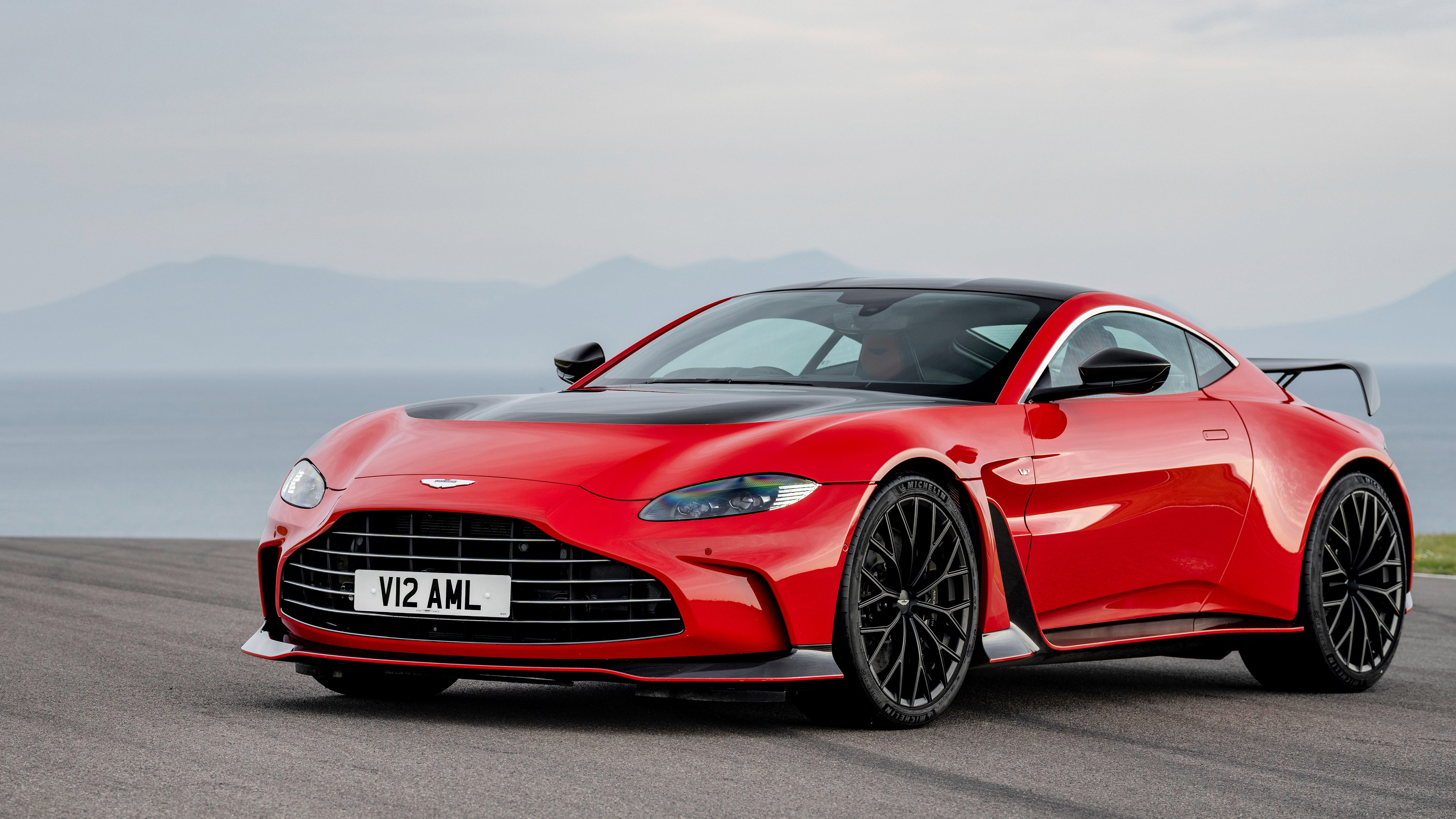 Aston Martin V12 Vantage 2022 5K Wallpaper Car Wallpaper
